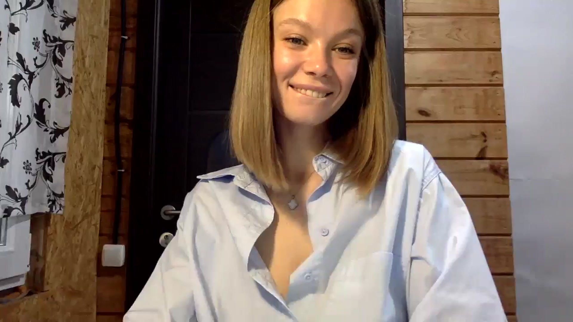 Gallery image thumbnail from LuluAmes's myfreecams stream on, 10/21/2024, 08:01 image 2 of 20