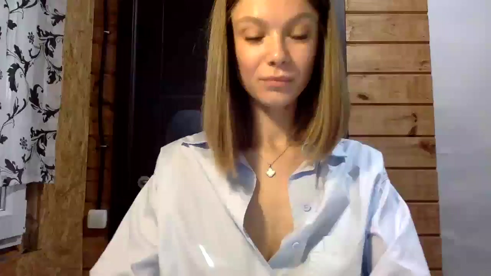 Gallery image thumbnail from LuluAmes's myfreecams stream on, 10/21/2024, 08:01 image 1 of 20