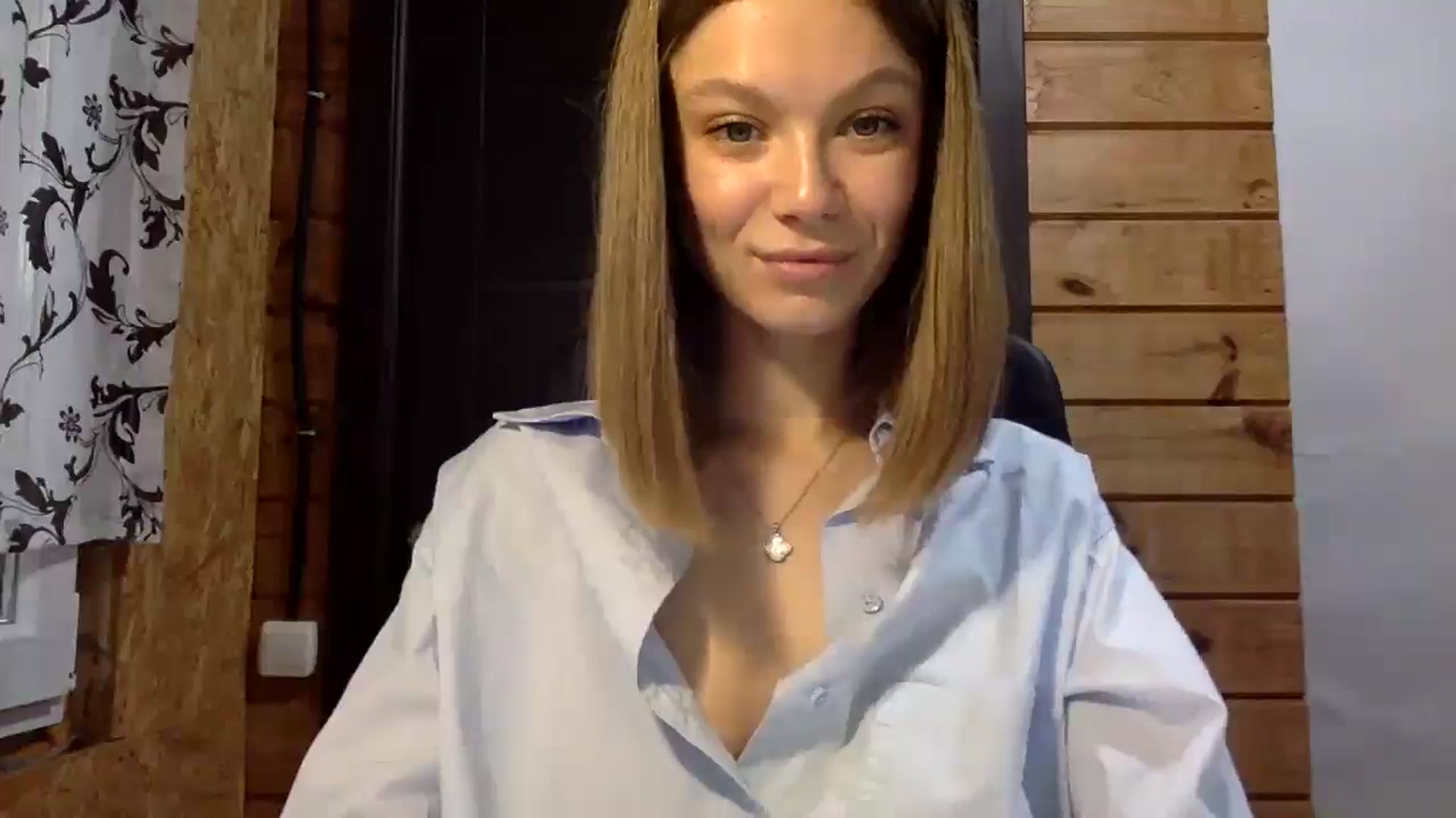 Gallery image thumbnail from LuluAmes's myfreecams stream on, 10/21/2024, 08:01 image 7 of 20