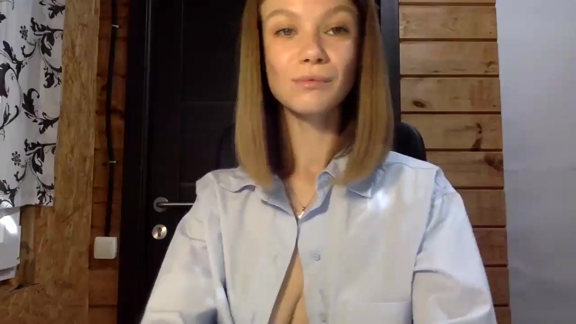 Gallery image thumbnail from LuluAmes's myfreecams stream on, 10/21/2024, 08:46 image 5 of 20