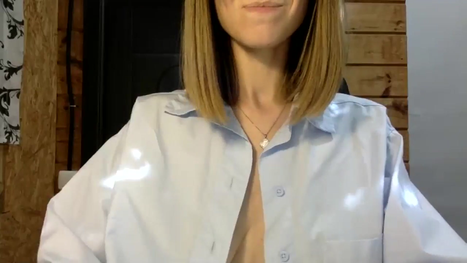 Gallery image thumbnail from LuluAmes's myfreecams stream on, 10/21/2024, 10:44 image 2 of 20