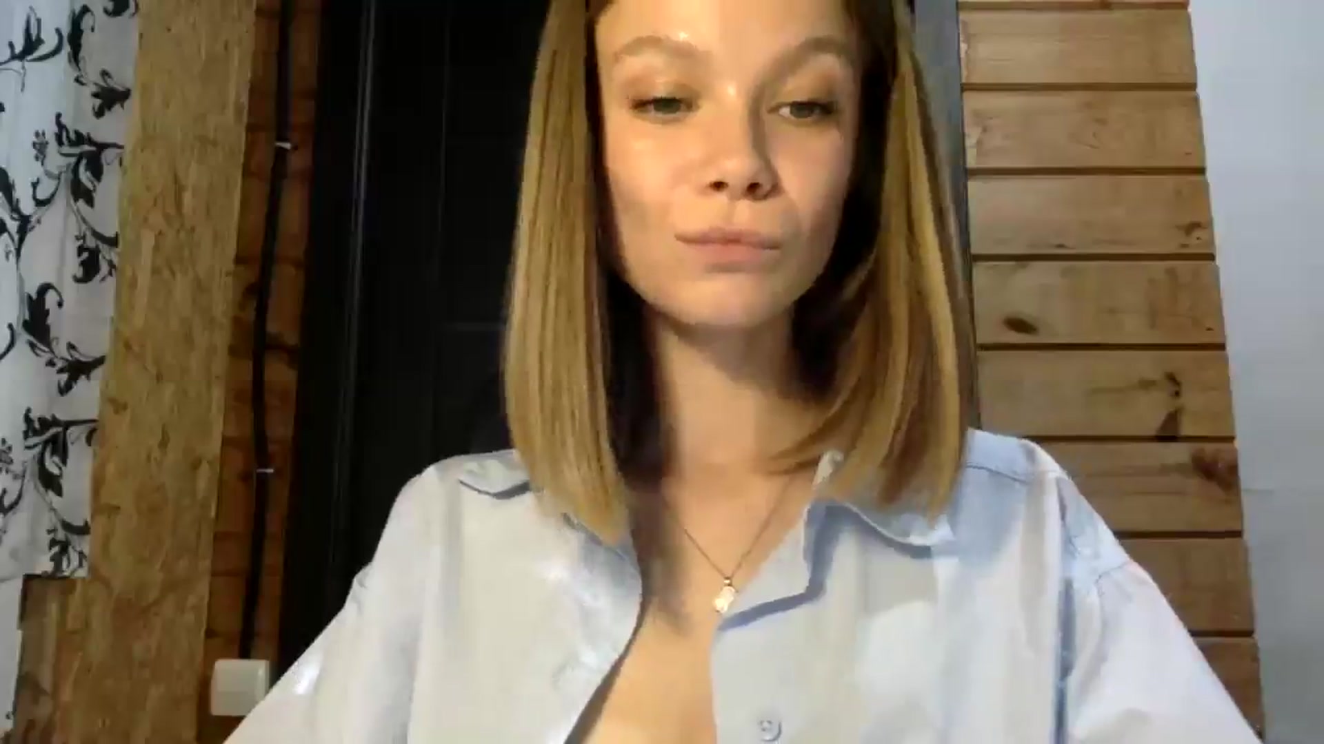 Gallery image thumbnail from LuluAmes's myfreecams stream on, 10/21/2024, 11:40 image 11 of 20