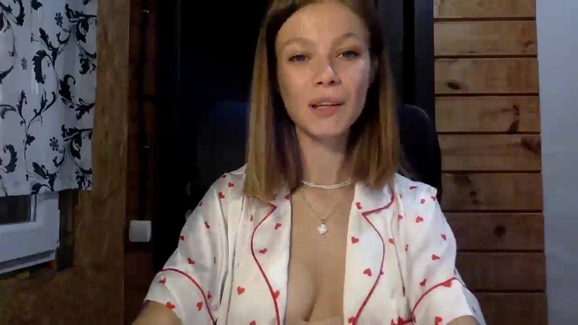 Gallery image thumbnail from LuluAmes's myfreecams stream on, 10/23/2024, 07:33 image 17 of 20