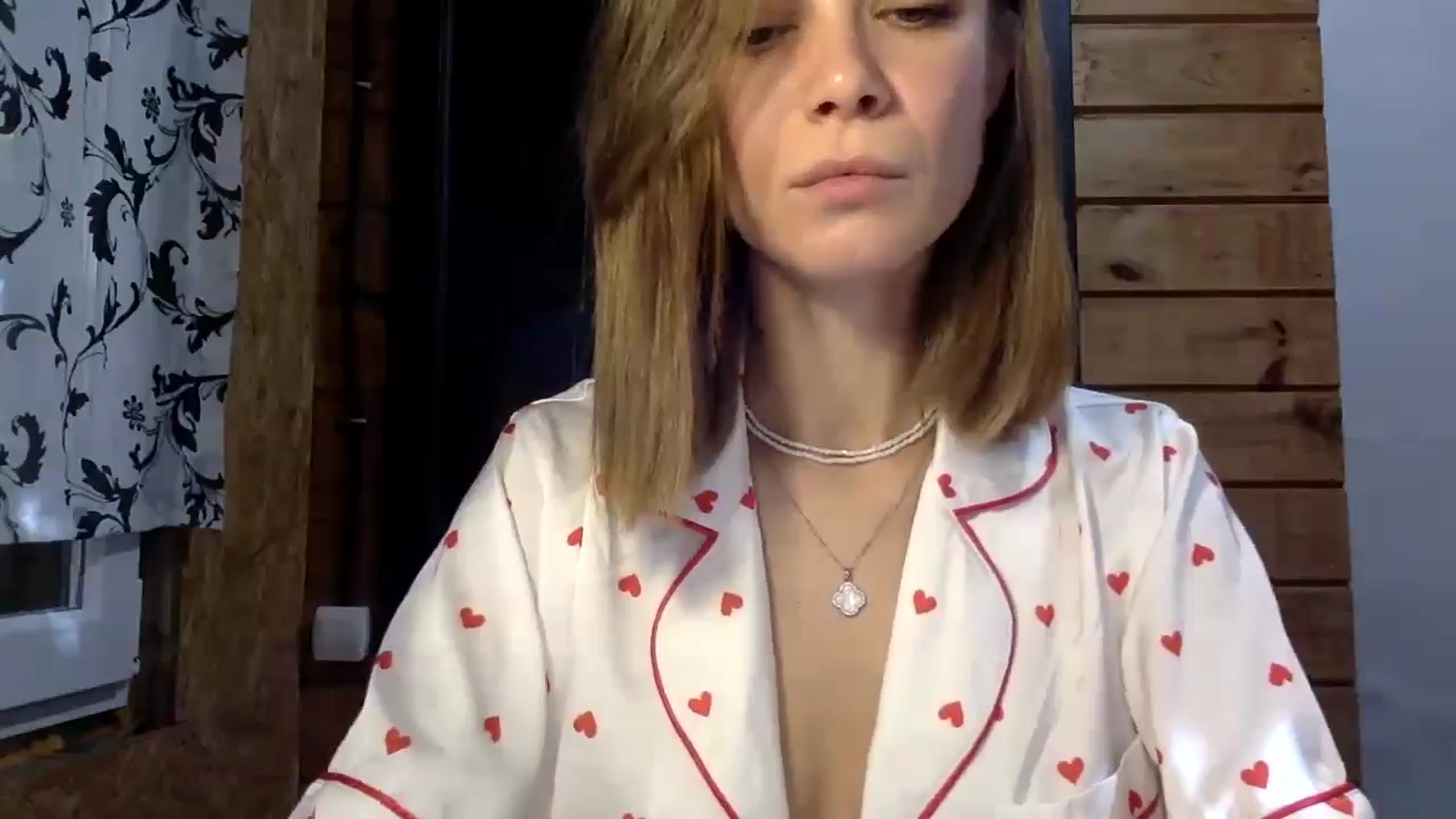 Gallery image thumbnail from LuluAmes's myfreecams stream on, 10/23/2024, 08:07 image 4 of 20