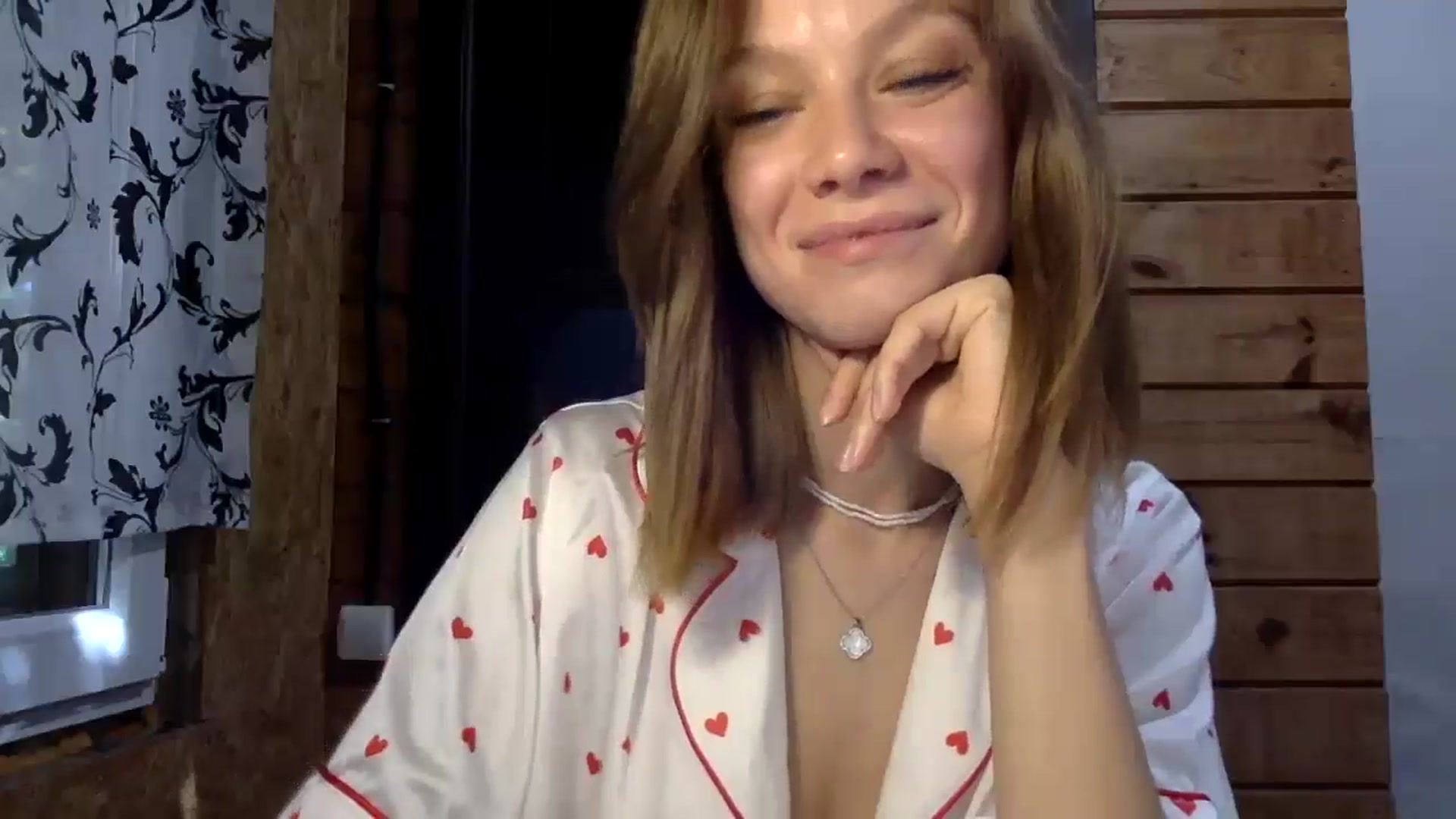 Gallery image thumbnail from LuluAmes's myfreecams stream on, 10/23/2024, 08:07 image 17 of 20