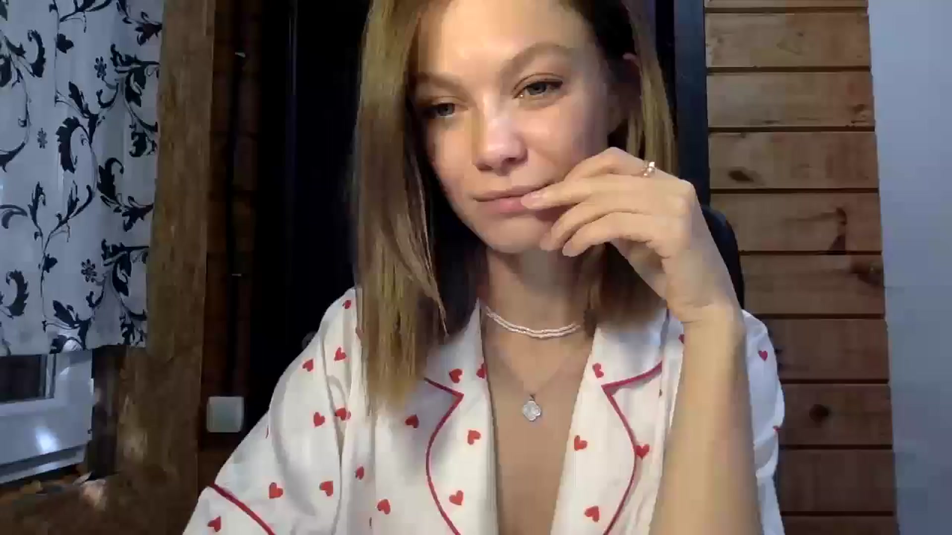 Gallery image thumbnail from LuluAmes's myfreecams stream on, 10/23/2024, 09:02 image 9 of 20