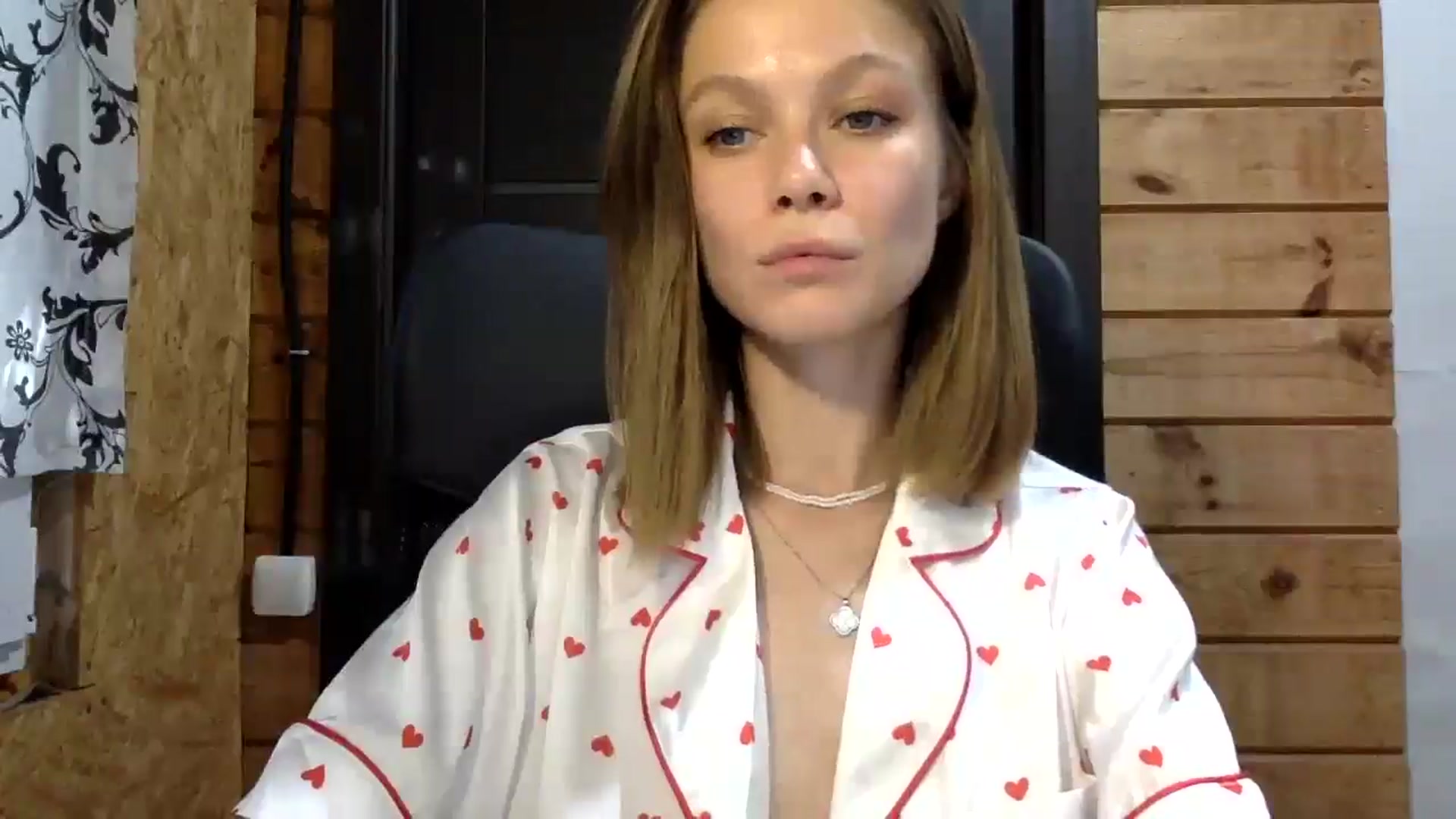 Gallery image thumbnail from LuluAmes's myfreecams stream on, 10/23/2024, 12:38 image 14 of 20