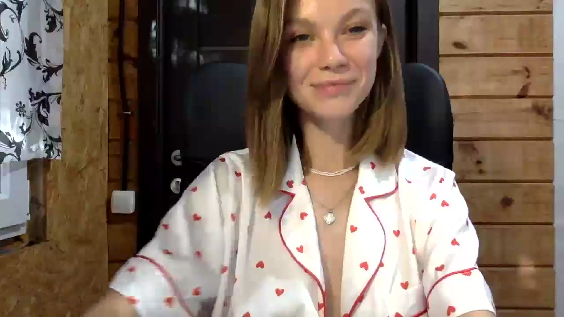 Gallery image thumbnail from LuluAmes's myfreecams stream on, 10/23/2024, 12:38 image 18 of 20