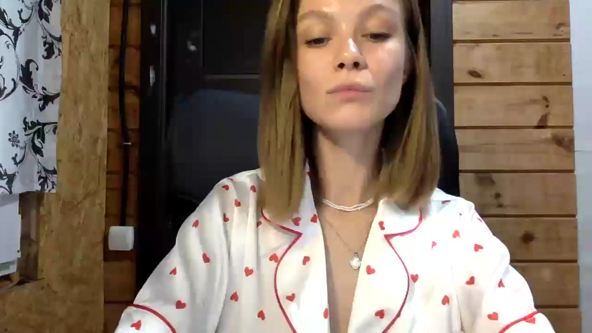 Gallery image thumbnail from LuluAmes's myfreecams stream on, 10/23/2024, 12:38 image 15 of 20