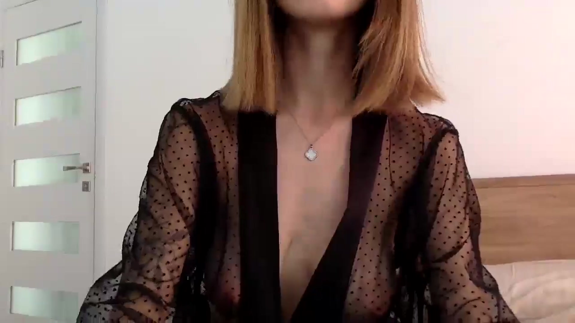Gallery image thumbnail from LuluAmes's myfreecams stream on, 10/29/2024, 09:27 image 17 of 20