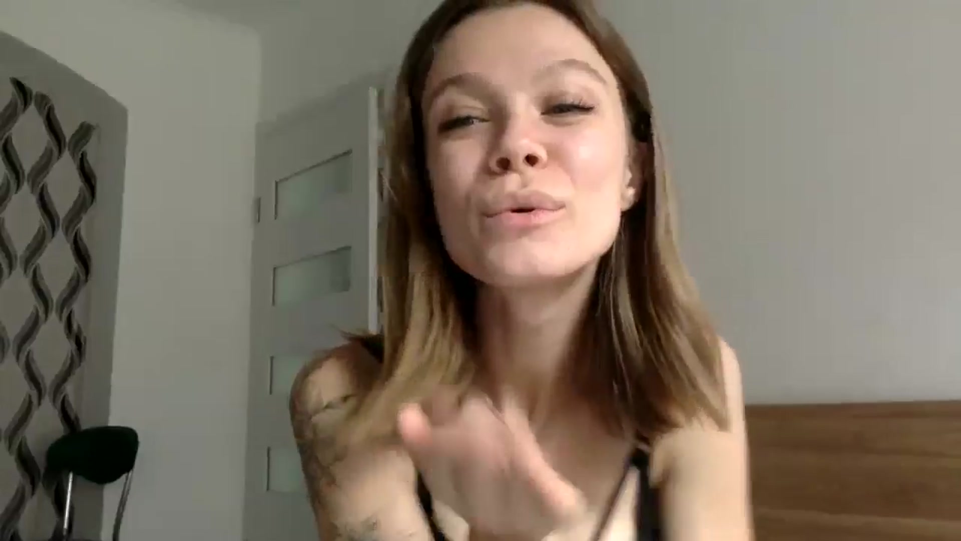 Gallery image thumbnail from LuluAmes's myfreecams stream on, 10/30/2024, 10:53 image 18 of 20