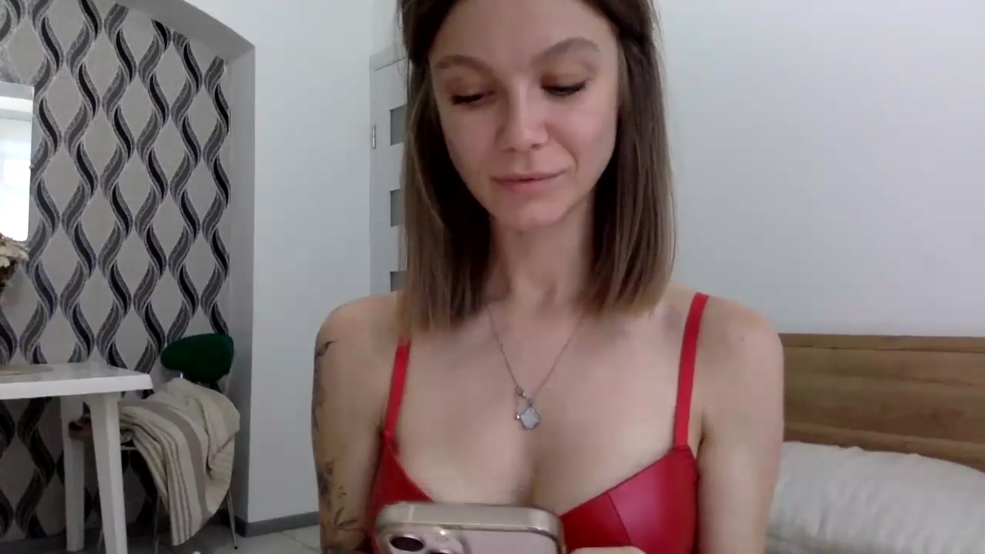 Gallery image thumbnail from LuluAmes's myfreecams stream on, 11/06/2024, 12:45 image 9 of 20