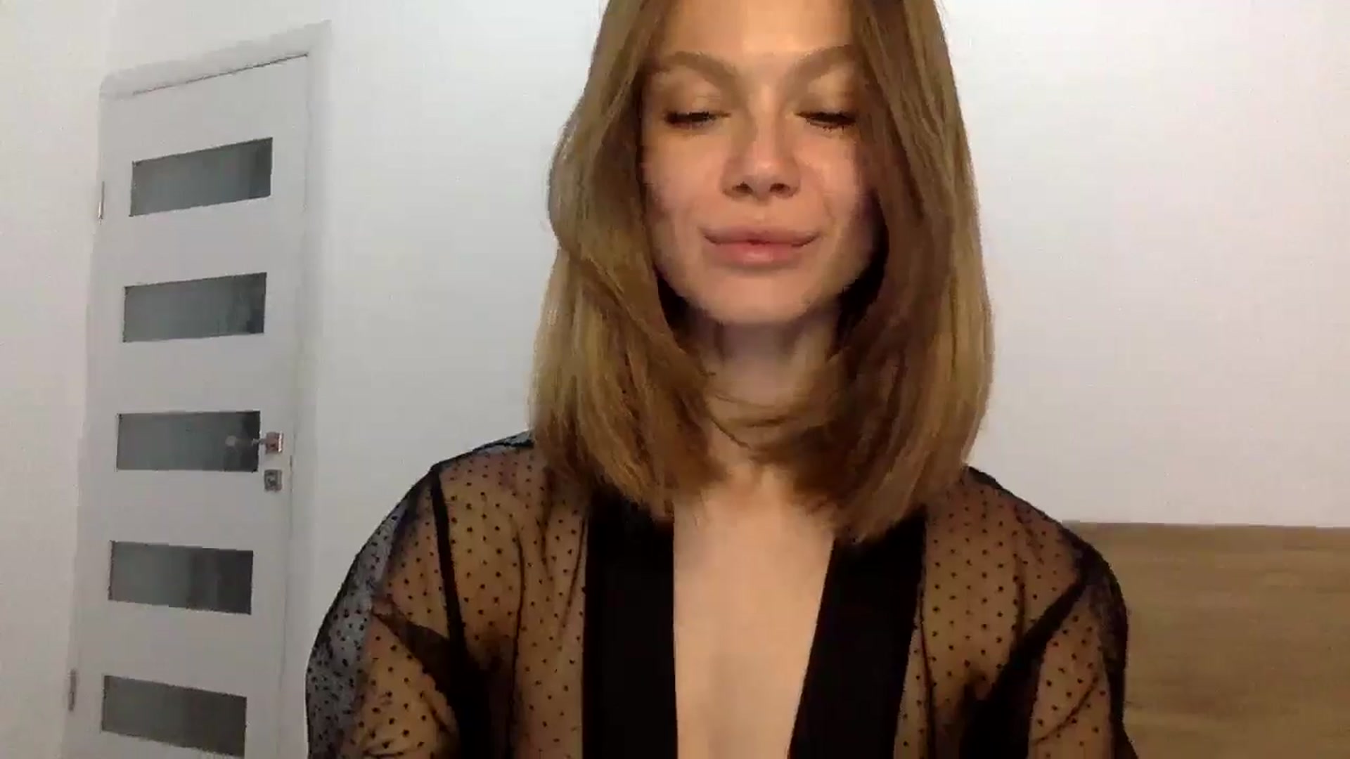 Gallery image thumbnail from LuluAmes's myfreecams stream on, 11/19/2024, 13:02 image 18 of 20