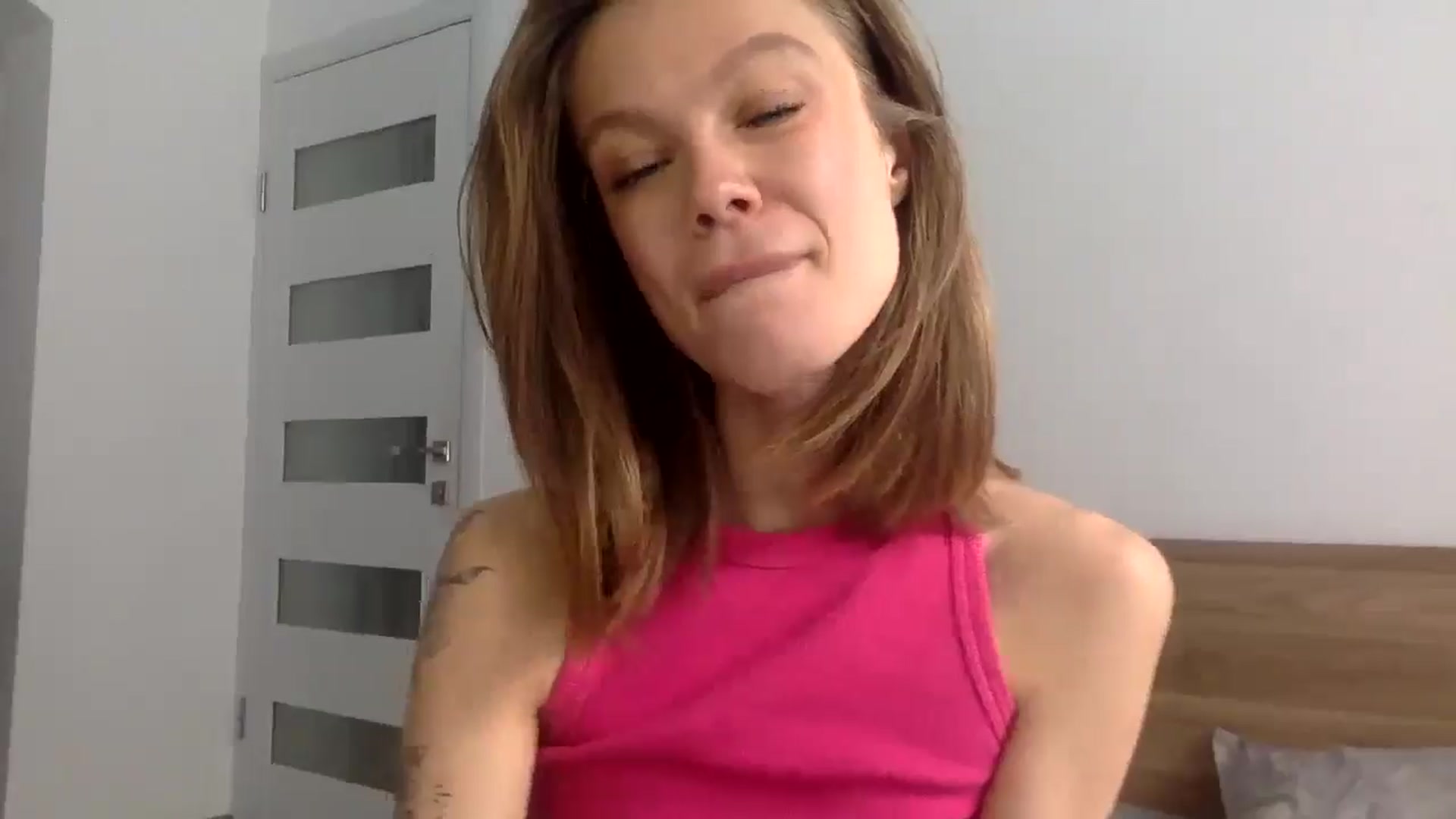 Gallery image thumbnail from LuluAmes's myfreecams stream on, 11/20/2024, 09:37 image 4 of 20