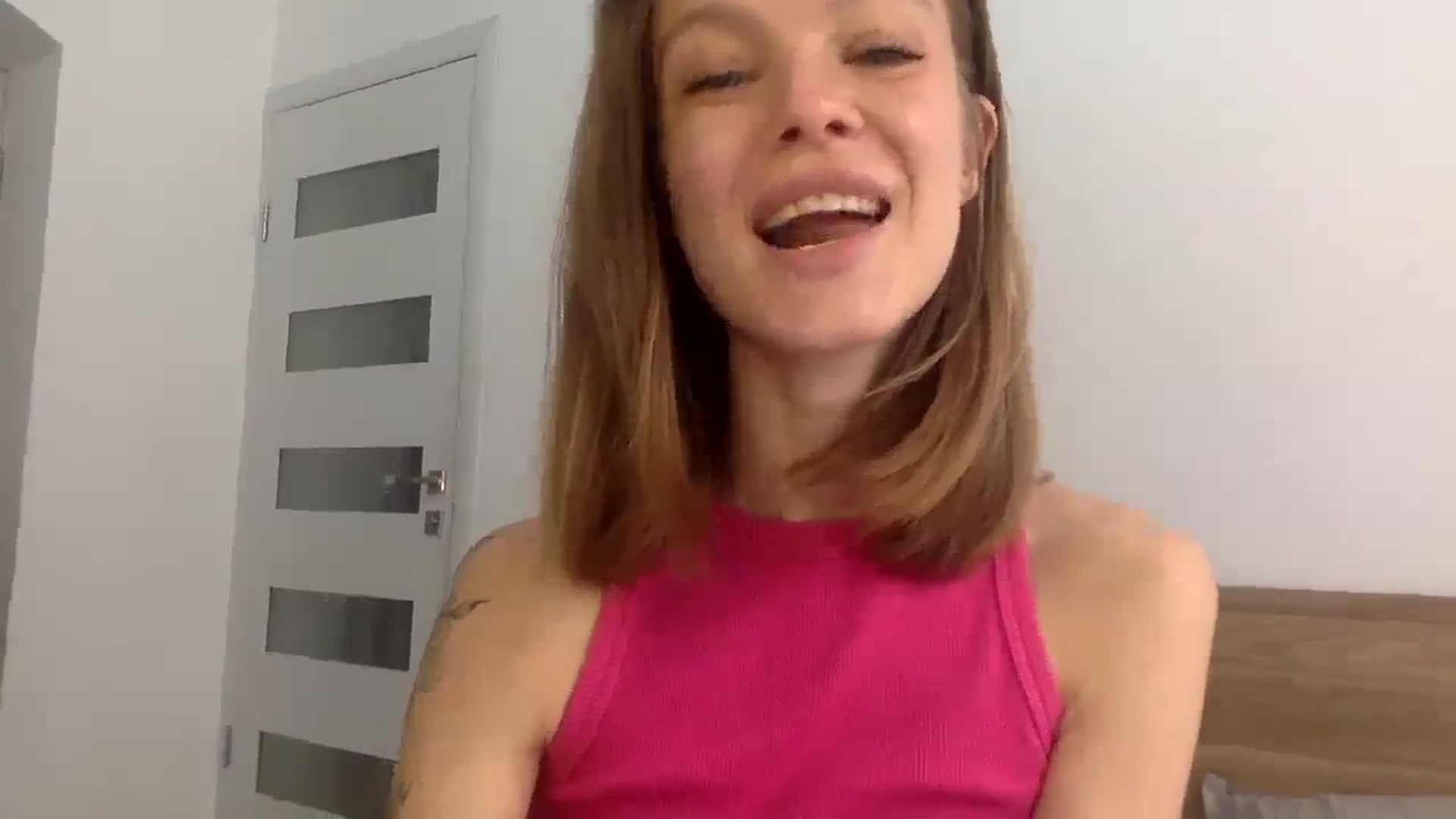 Gallery image thumbnail from LuluAmes's myfreecams stream on, 11/20/2024, 09:37 image 12 of 20