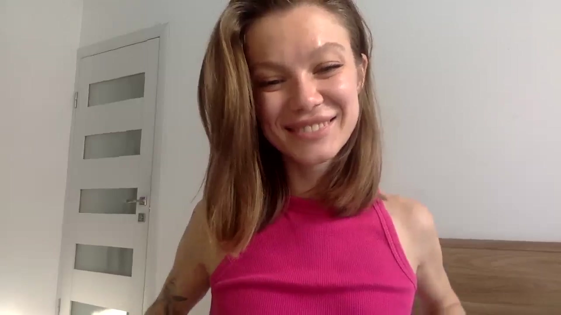 Gallery image thumbnail from LuluAmes's myfreecams stream on, 11/20/2024, 10:36 image 5 of 20