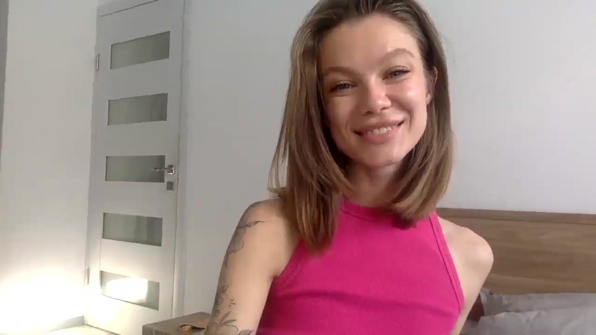 Gallery image thumbnail from LuluAmes's myfreecams stream on, 11/20/2024, 10:36 image 11 of 20
