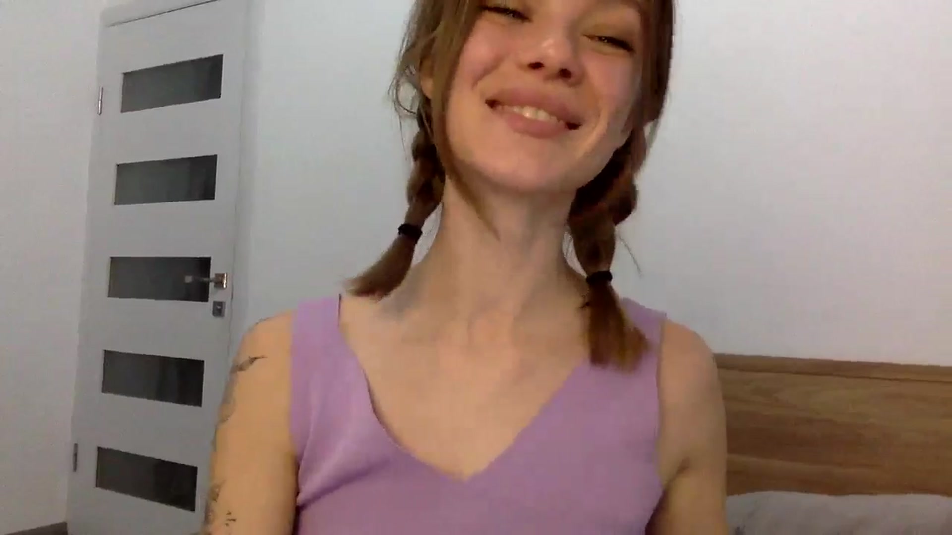 Gallery image thumbnail from LuluAmes's myfreecams stream on, 11/29/2024, 13:37 image 19 of 20