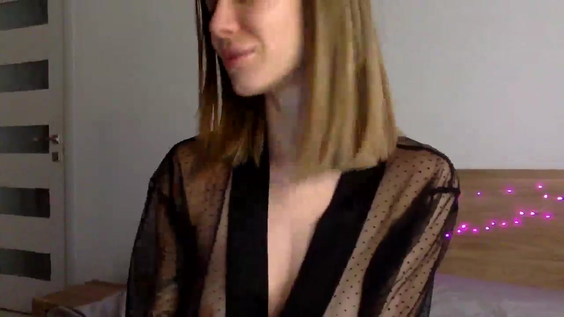 Gallery image thumbnail from LuluAmes's myfreecams stream on, 12/06/2024, 10:44 image 6 of 20