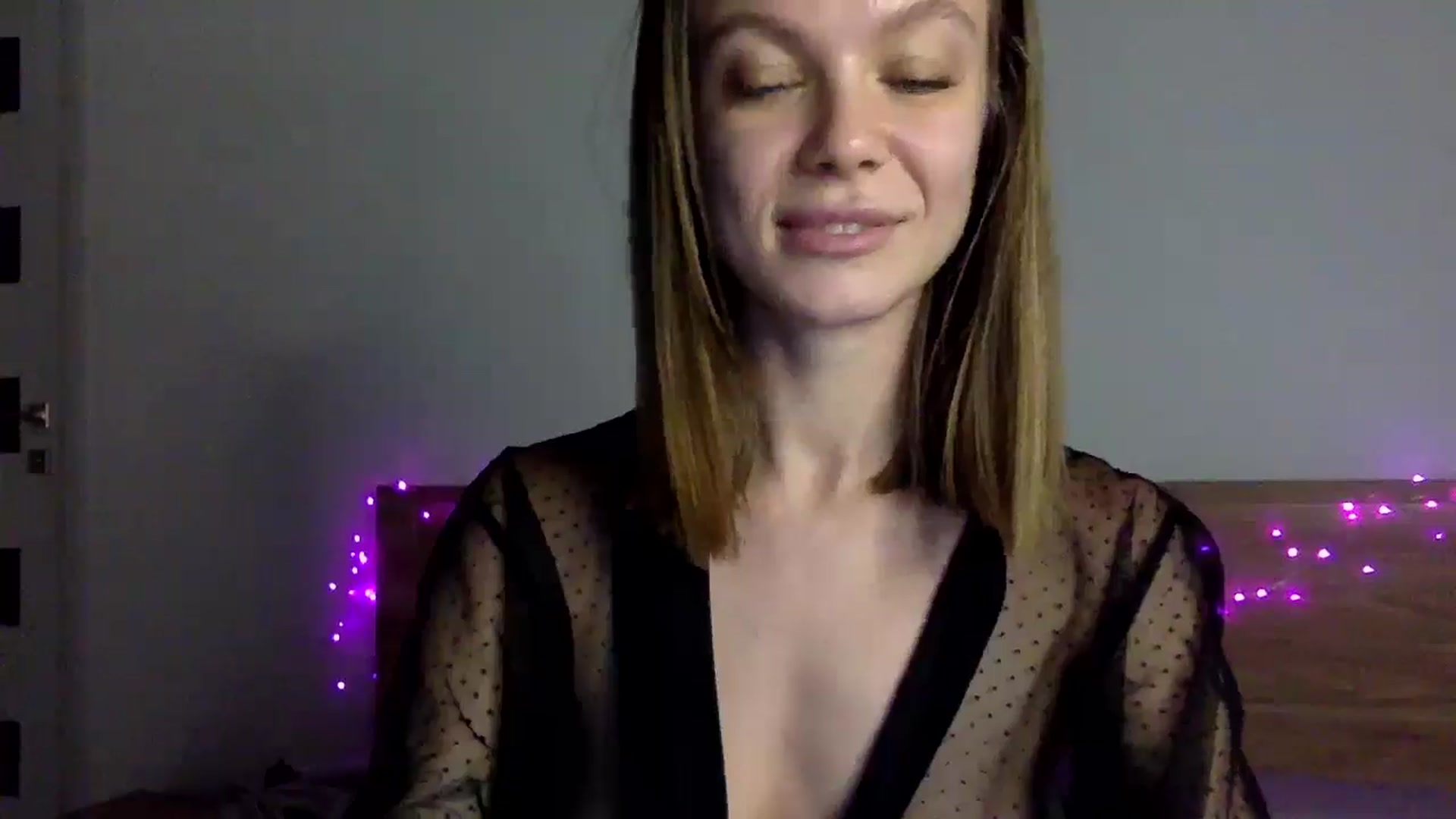 Gallery image thumbnail from LuluAmes's myfreecams stream on, 12/06/2024, 13:07 image 18 of 20