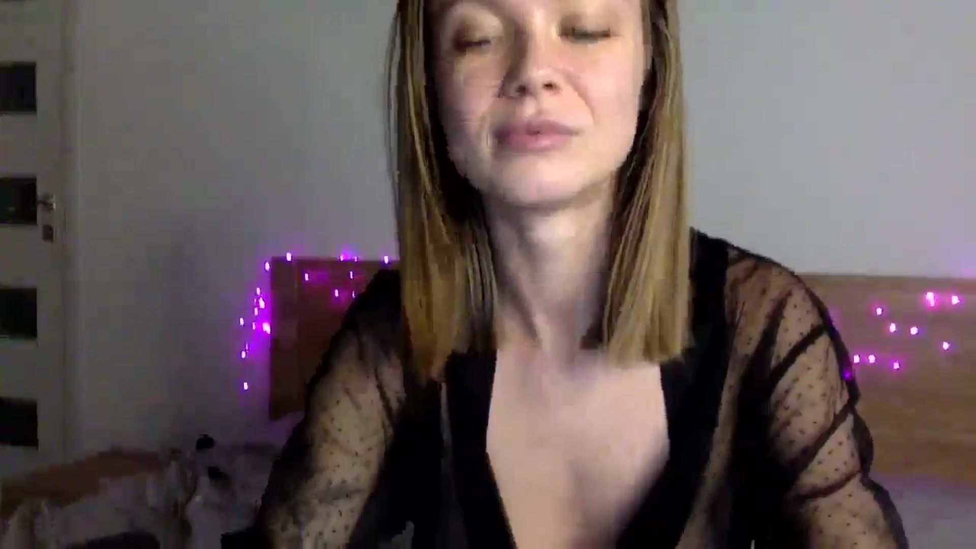 Gallery image thumbnail from LuluAmes's myfreecams stream on, 12/06/2024, 13:07 image 5 of 20