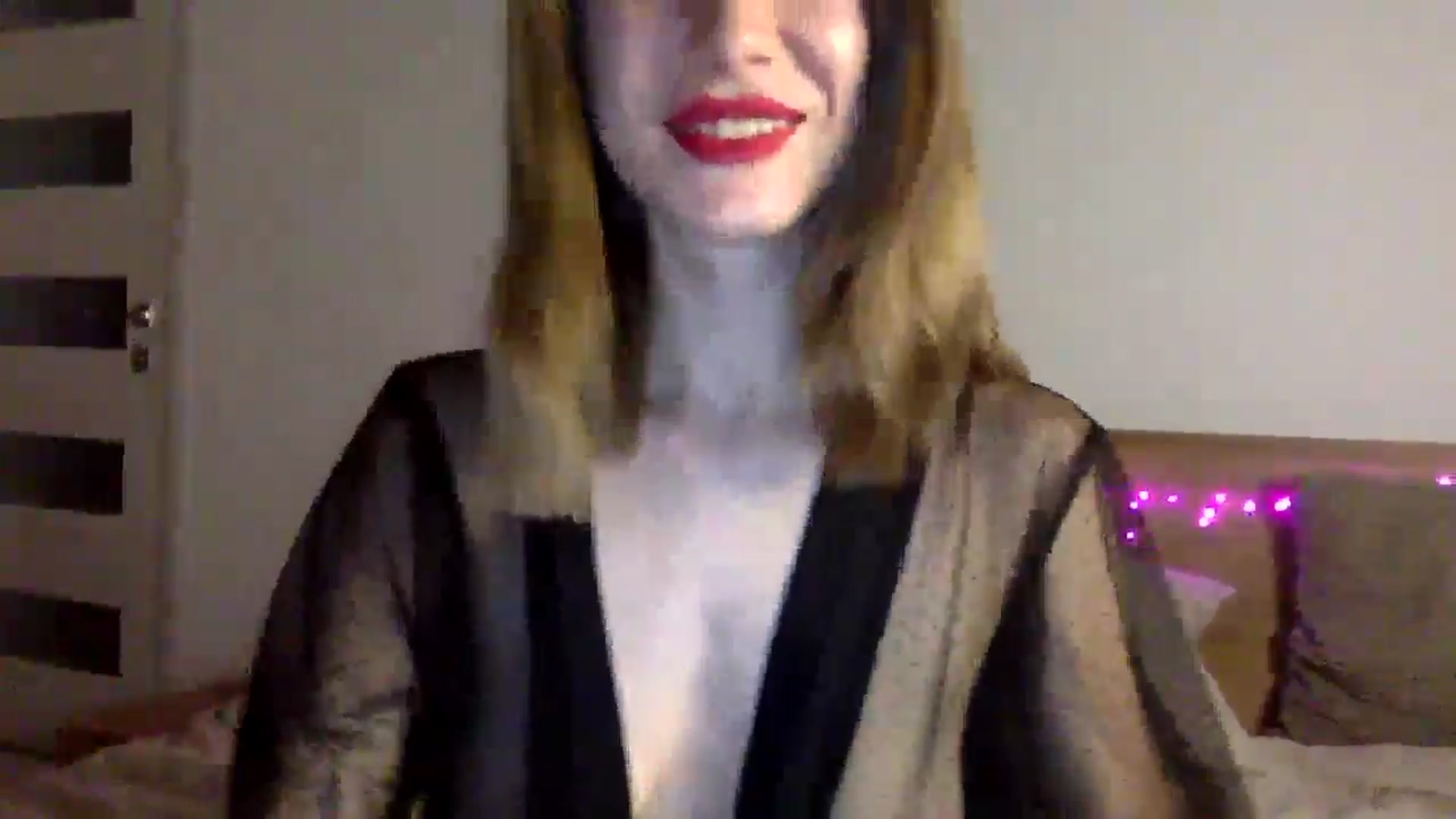 Gallery image thumbnail from LuluAmes's myfreecams stream on, 12/21/2024, 13:13 image 5 of 20