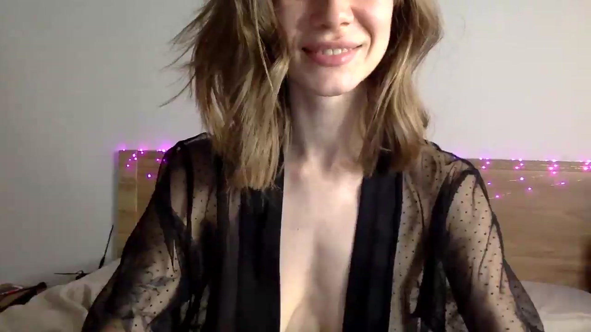 Gallery image thumbnail from LuluAmes's myfreecams stream on, 12/24/2024, 10:38 image 20 of 20