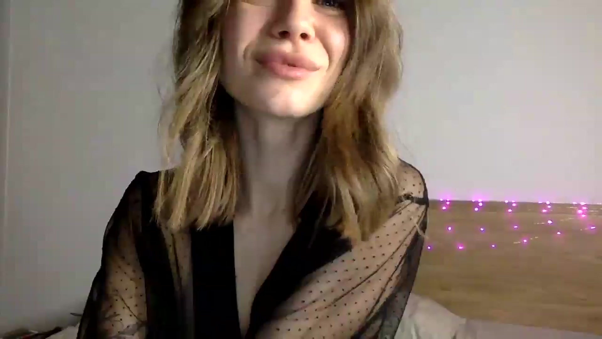 Gallery image thumbnail from LuluAmes's myfreecams stream on, 12/24/2024, 10:38 image 5 of 20