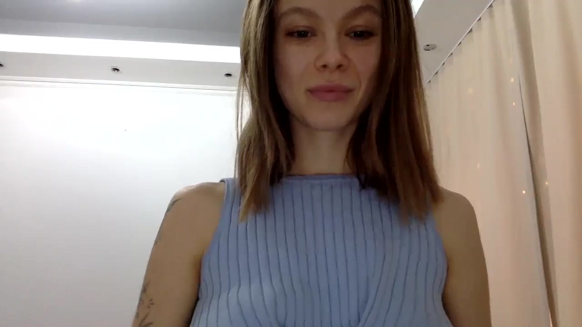 Gallery image thumbnail from LuluAmes's myfreecams stream on, 12/26/2024, 09:40 image 17 of 20
