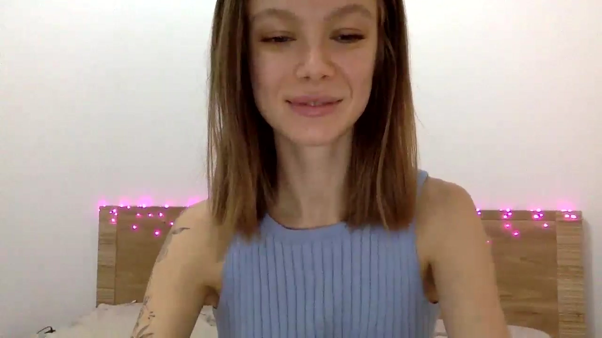 Gallery image thumbnail from LuluAmes's myfreecams stream on, 12/26/2024, 10:52 image 15 of 20
