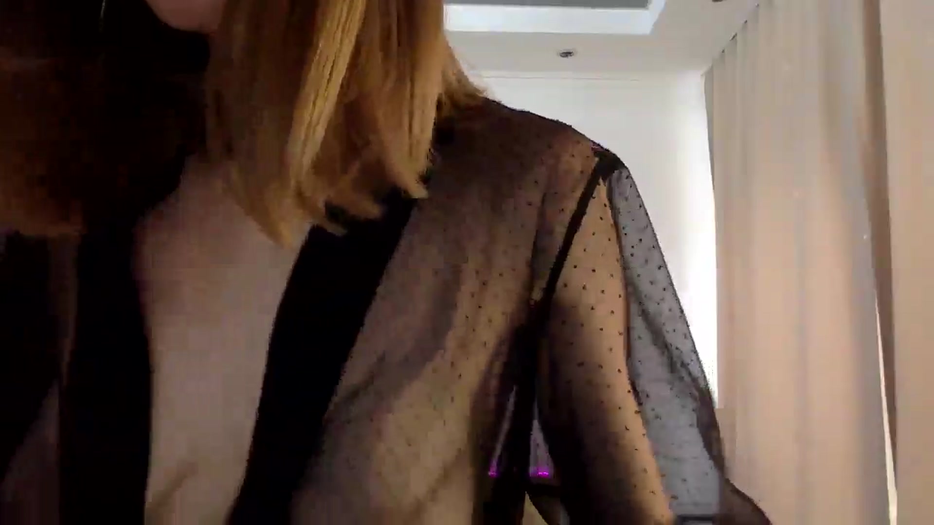 Gallery image thumbnail from LuluAmes's myfreecams stream on, 12/30/2024, 10:17 image 5 of 20