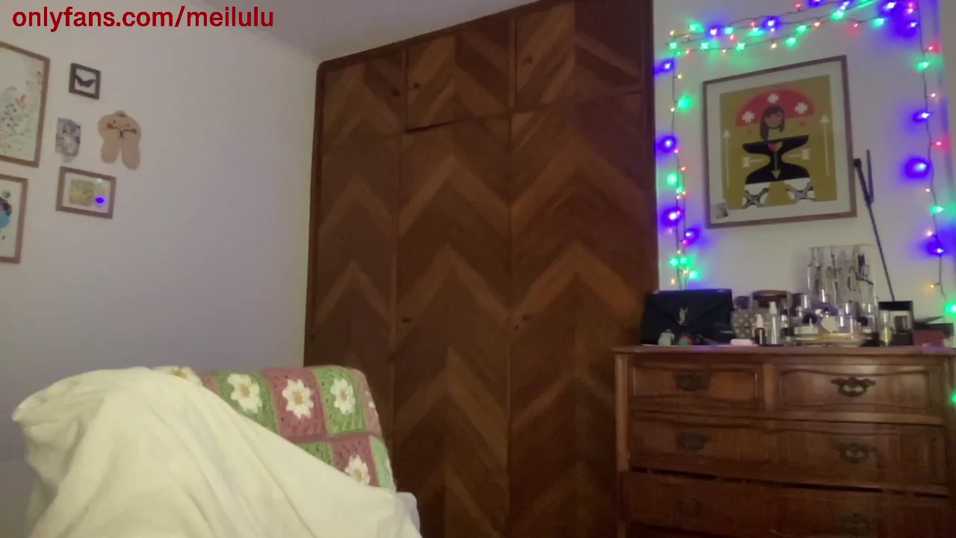 Gallery image thumbnail from LuluArtist's myfreecams stream on, 03/07/2023, 06:36 image 5 of 20