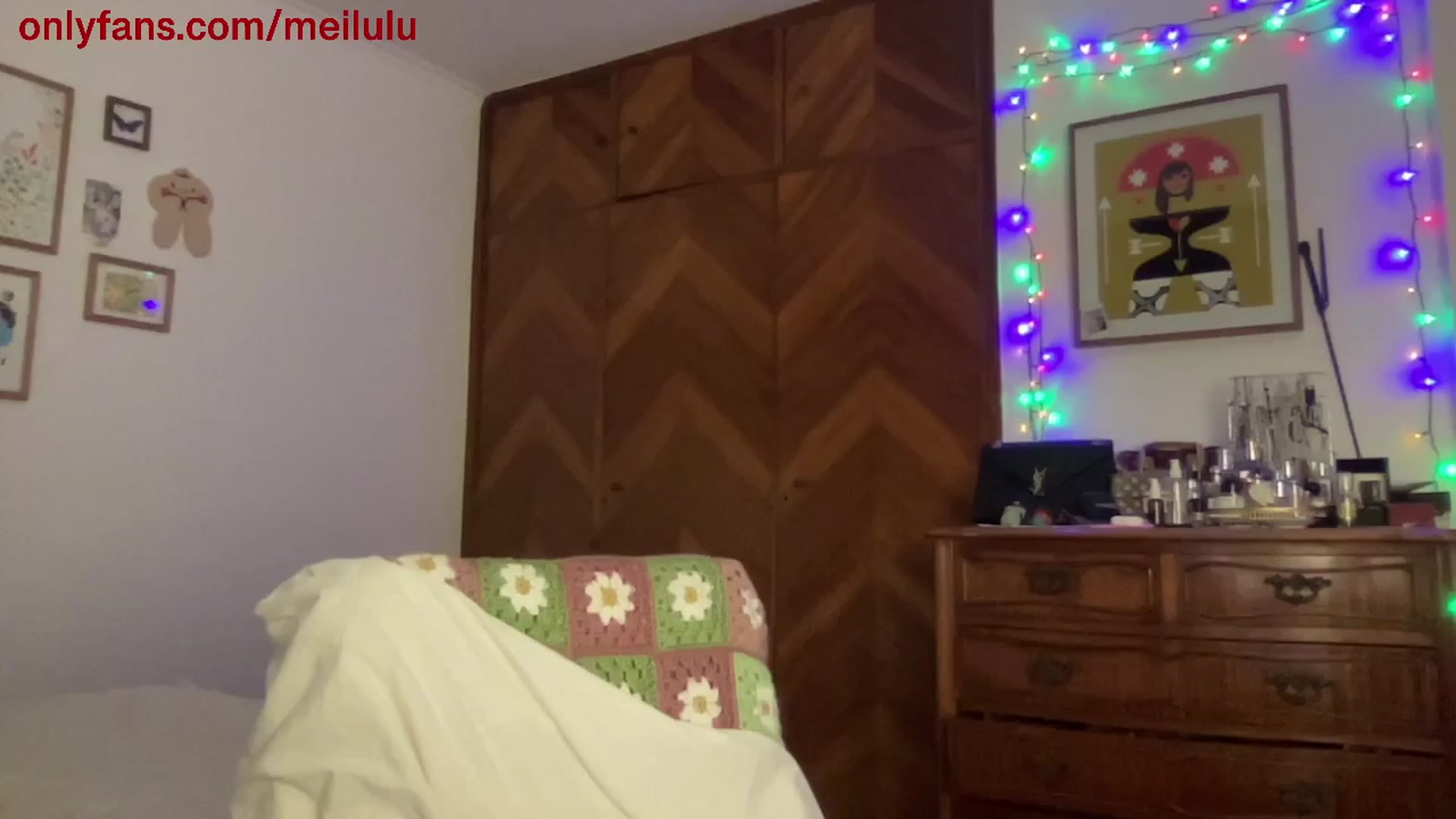 Gallery image thumbnail from LuluArtist's myfreecams stream on, 03/07/2023, 06:36 image 6 of 20