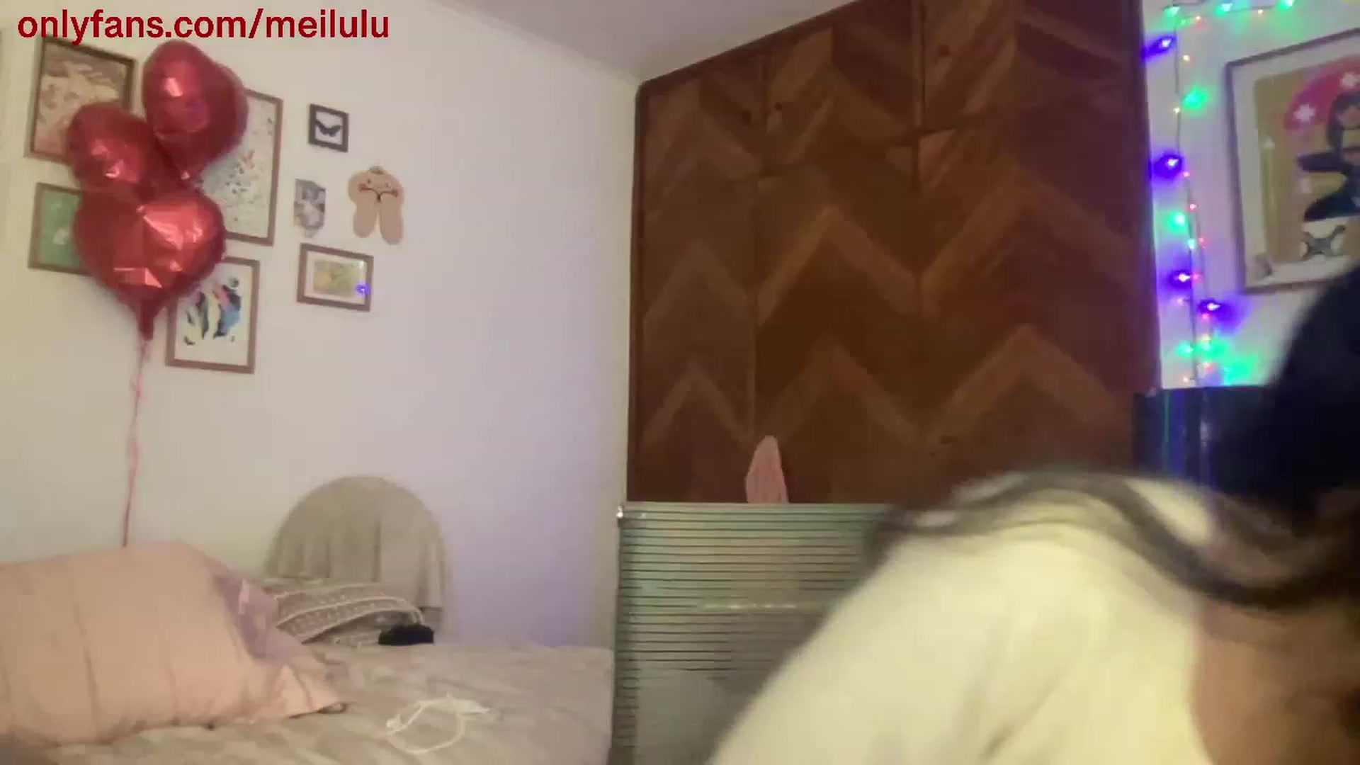 Gallery image thumbnail from LuluArtist's myfreecams stream on, 04/25/2023, 03:36 image 14 of 20