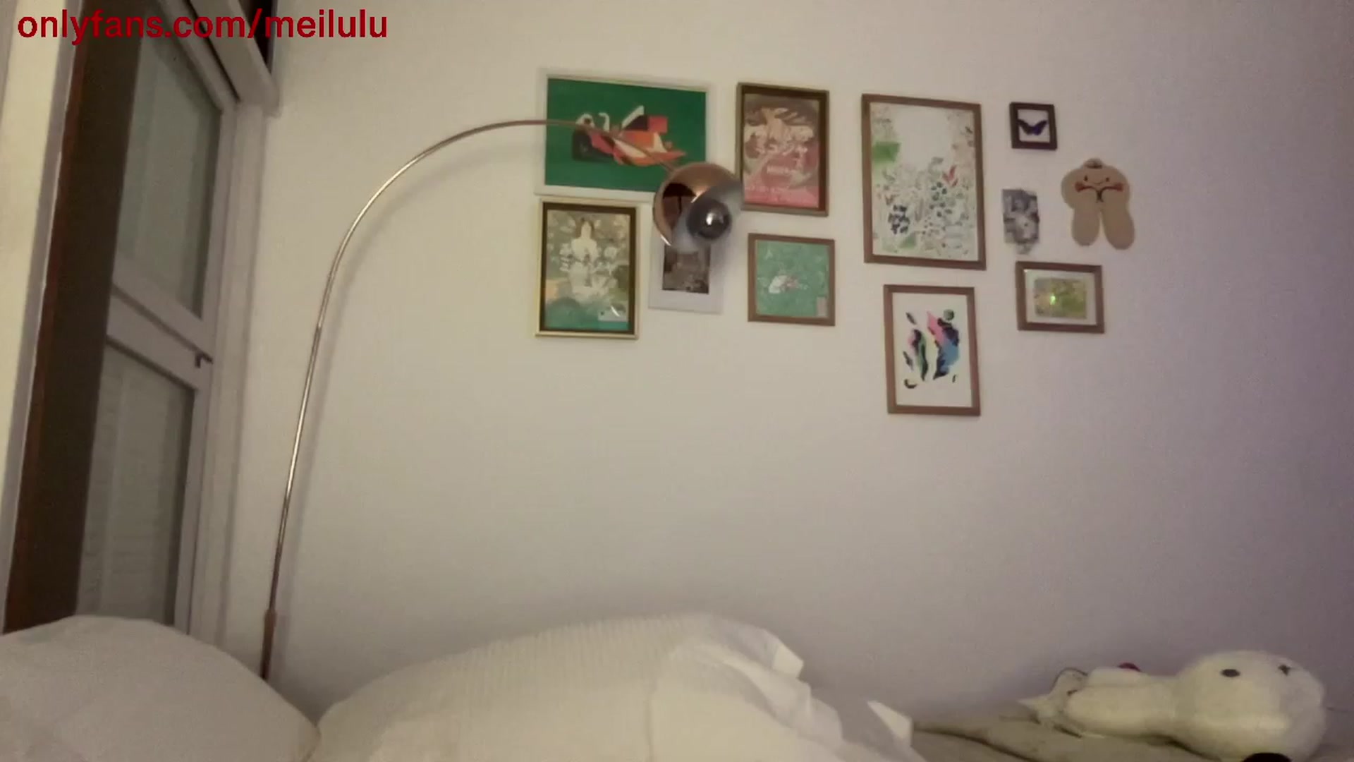 Gallery image thumbnail from LuluArtist's myfreecams stream on, 05/13/2023, 01:09 image 15 of 20