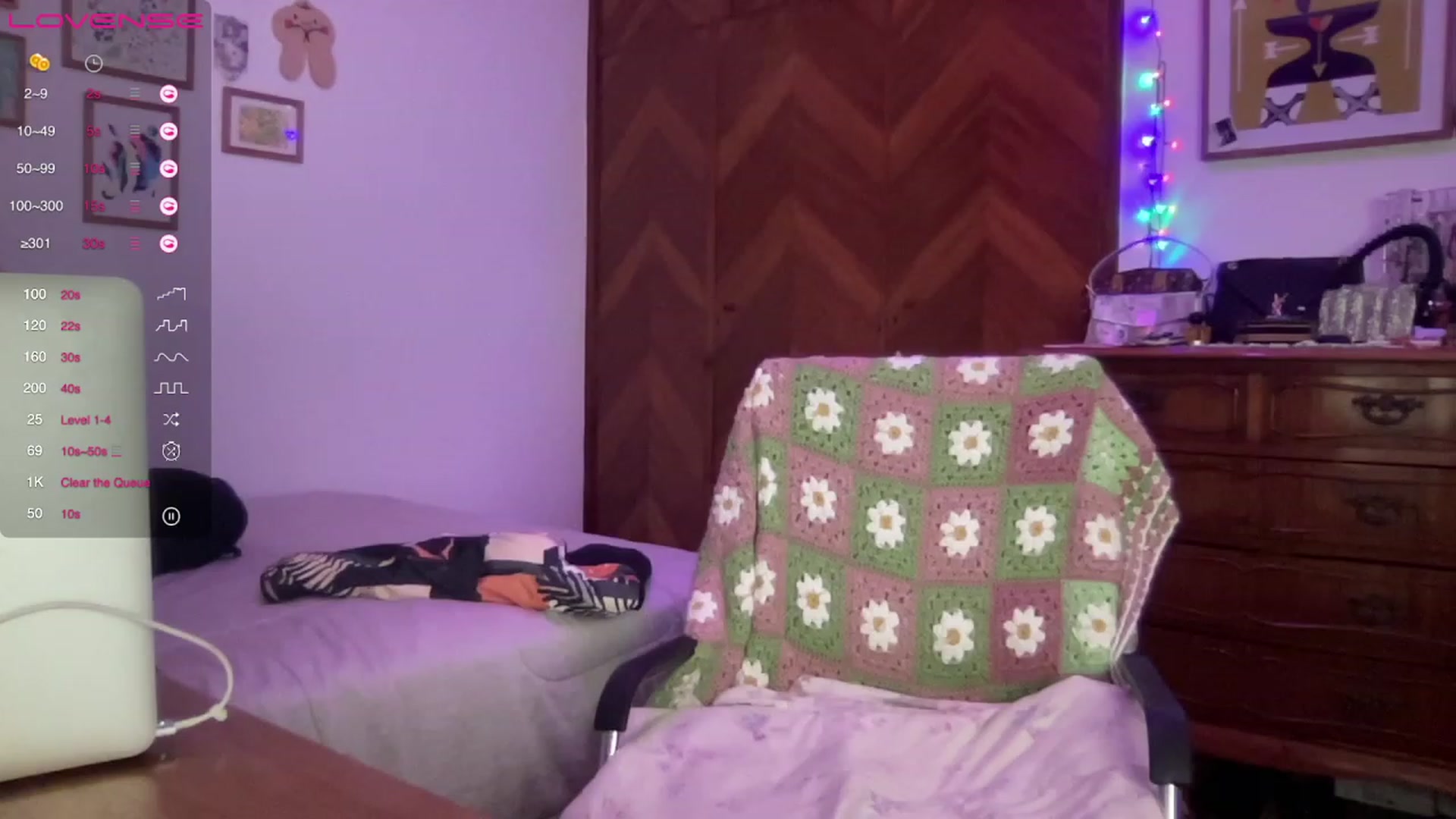 Gallery image thumbnail from LuluArtist's myfreecams stream on, 07/04/2023, 02:19 image 20 of 20