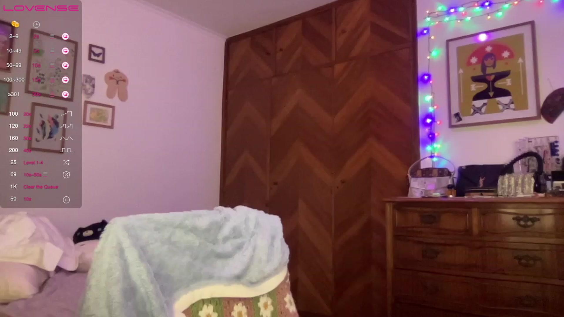 Gallery image thumbnail from LuluArtist's myfreecams stream on, 07/05/2023, 05:20 image 6 of 20