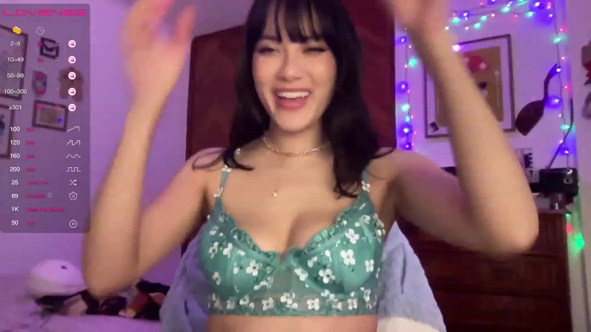 Gallery image thumbnail from LuluArtist's myfreecams stream on, 07/18/2023, 01:12 image 13 of 20