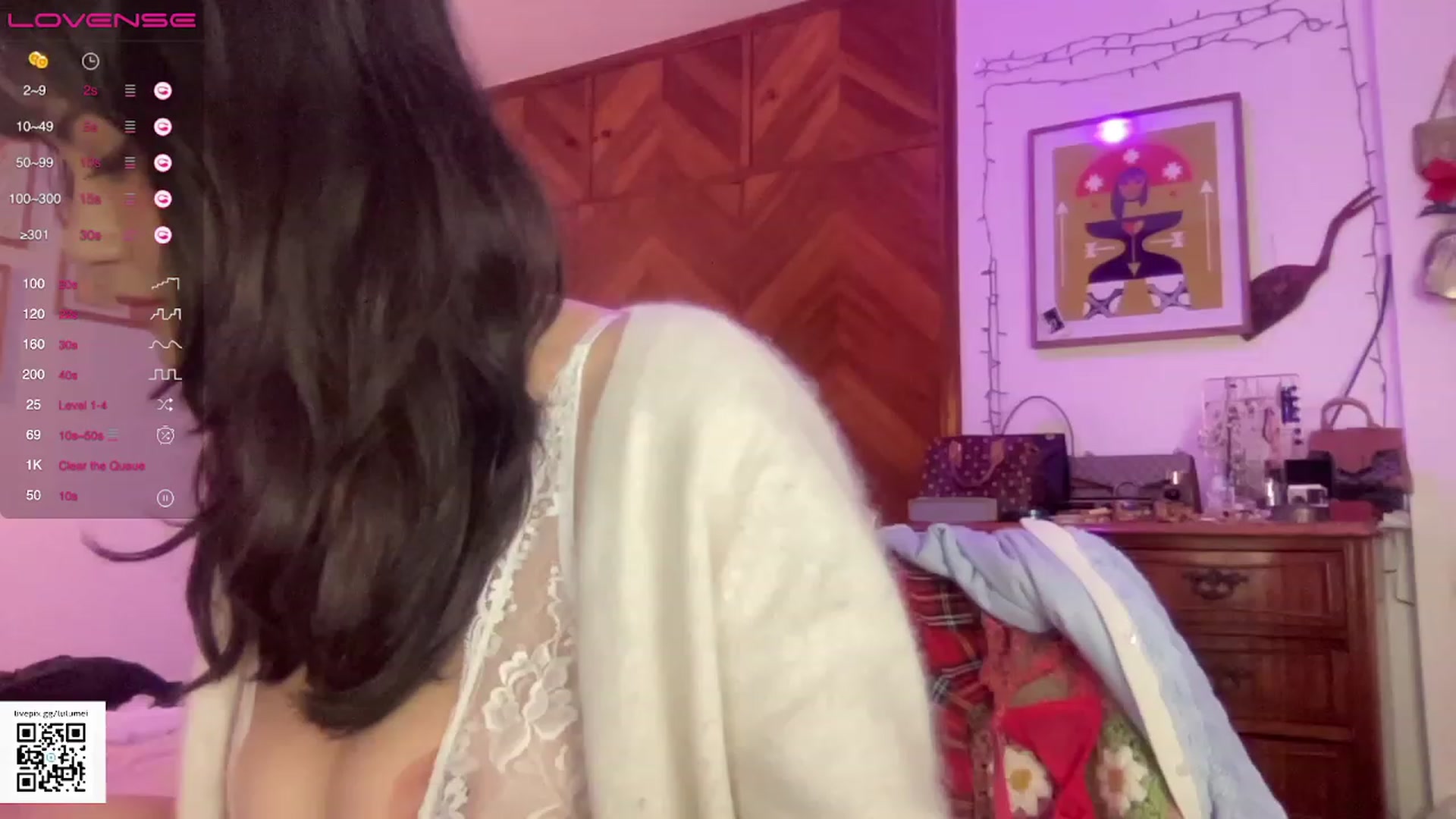 Gallery image thumbnail from LuluArtist's myfreecams stream on, 07/28/2023, 03:00 image 10 of 20
