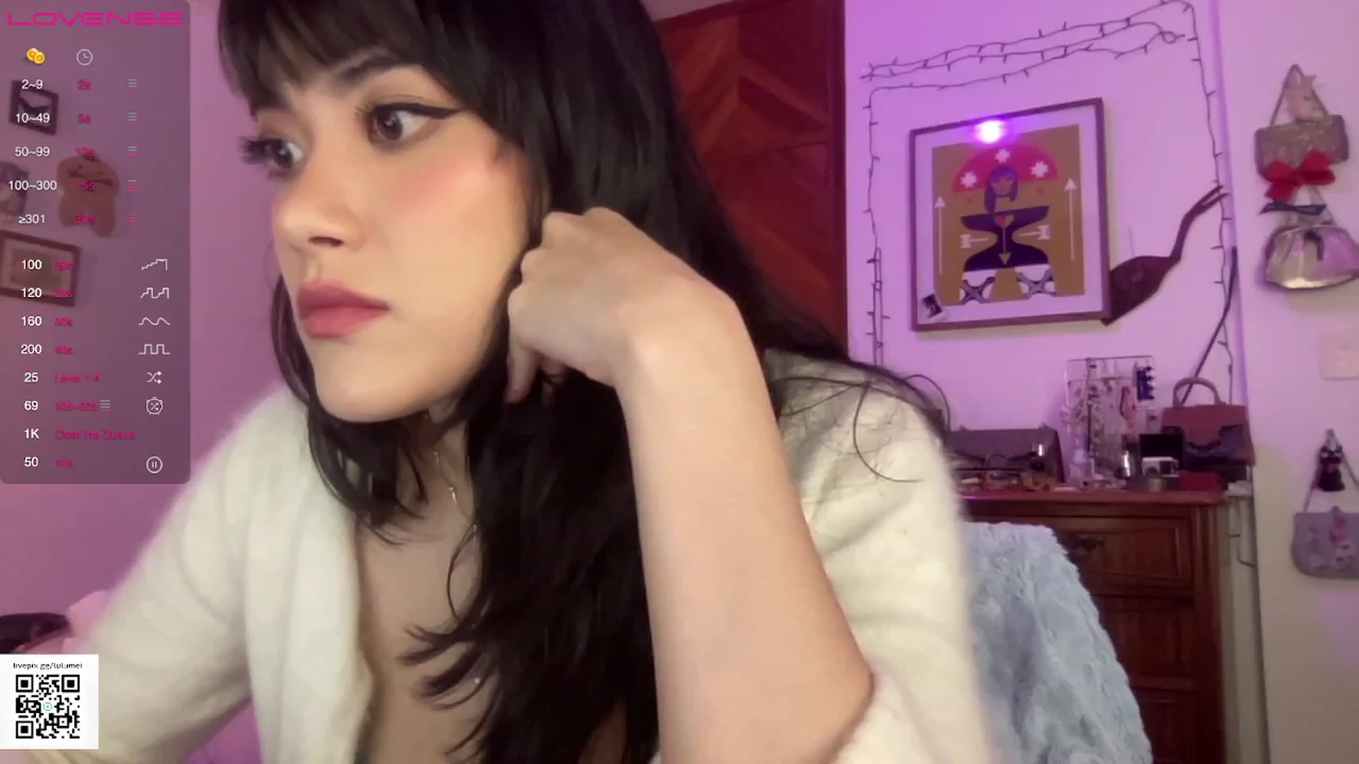 Gallery image thumbnail from LuluArtist's myfreecams stream on, 07/28/2023, 22:03 image 20 of 20