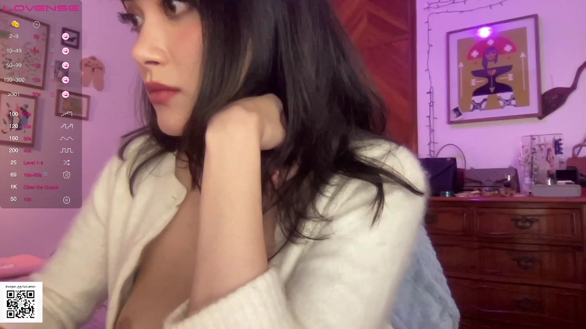 Gallery image thumbnail from LuluArtist's myfreecams stream on, 07/29/2023, 01:09 image 10 of 20