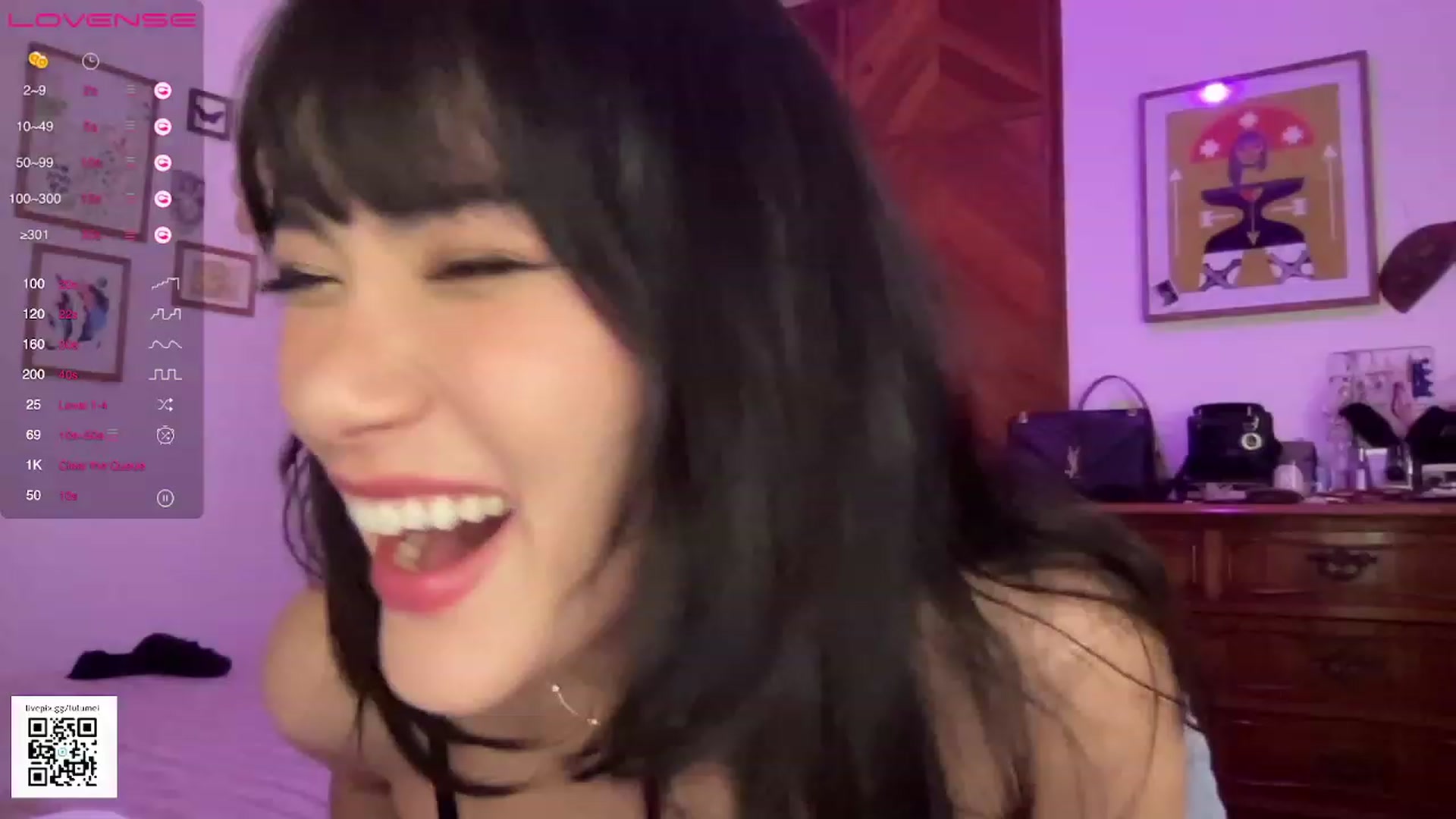 Gallery image thumbnail from LuluArtist's myfreecams stream on, 08/08/2023, 02:19 image 7 of 20
