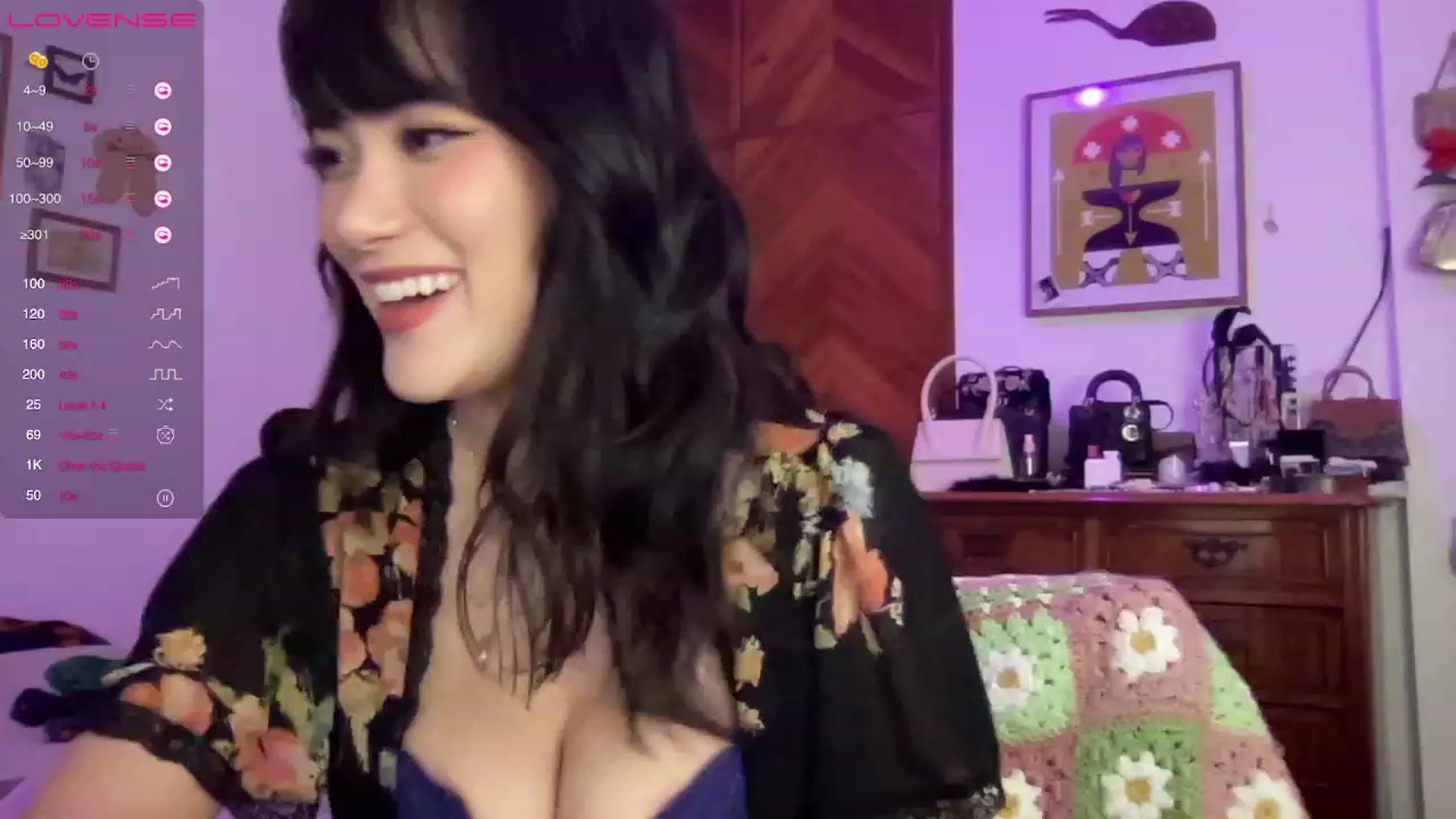 Gallery image thumbnail from LuluArtist's myfreecams stream on, 08/22/2023, 01:04 image 18 of 20