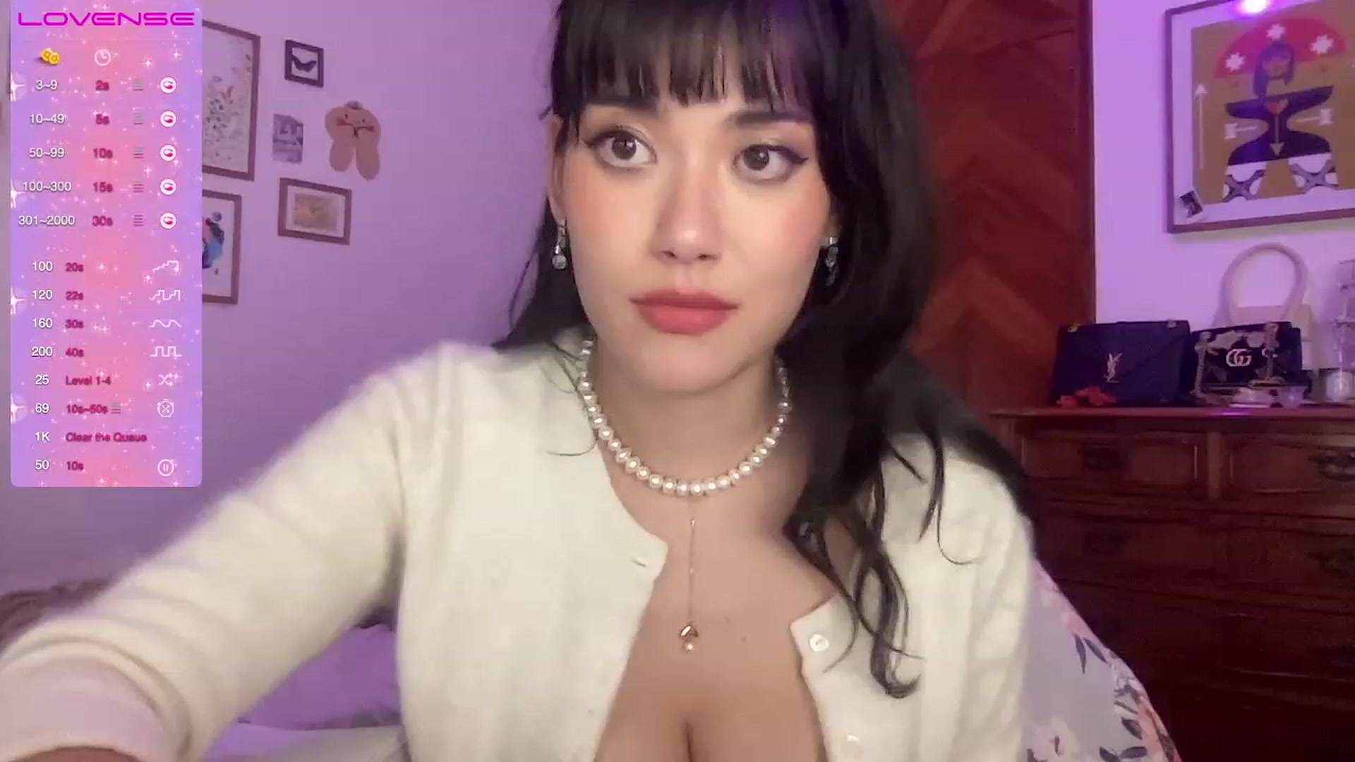 Gallery image thumbnail from LuluArtist's myfreecams stream on, 09/29/2023, 04:33 image 5 of 20