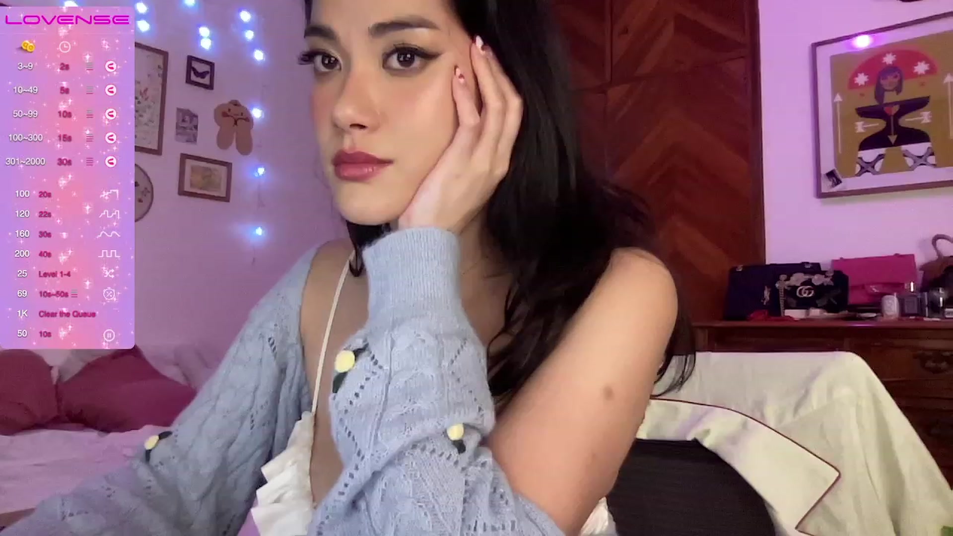 Gallery image thumbnail from LuluArtist's myfreecams stream on, 12/14/2023, 03:37 image 9 of 20