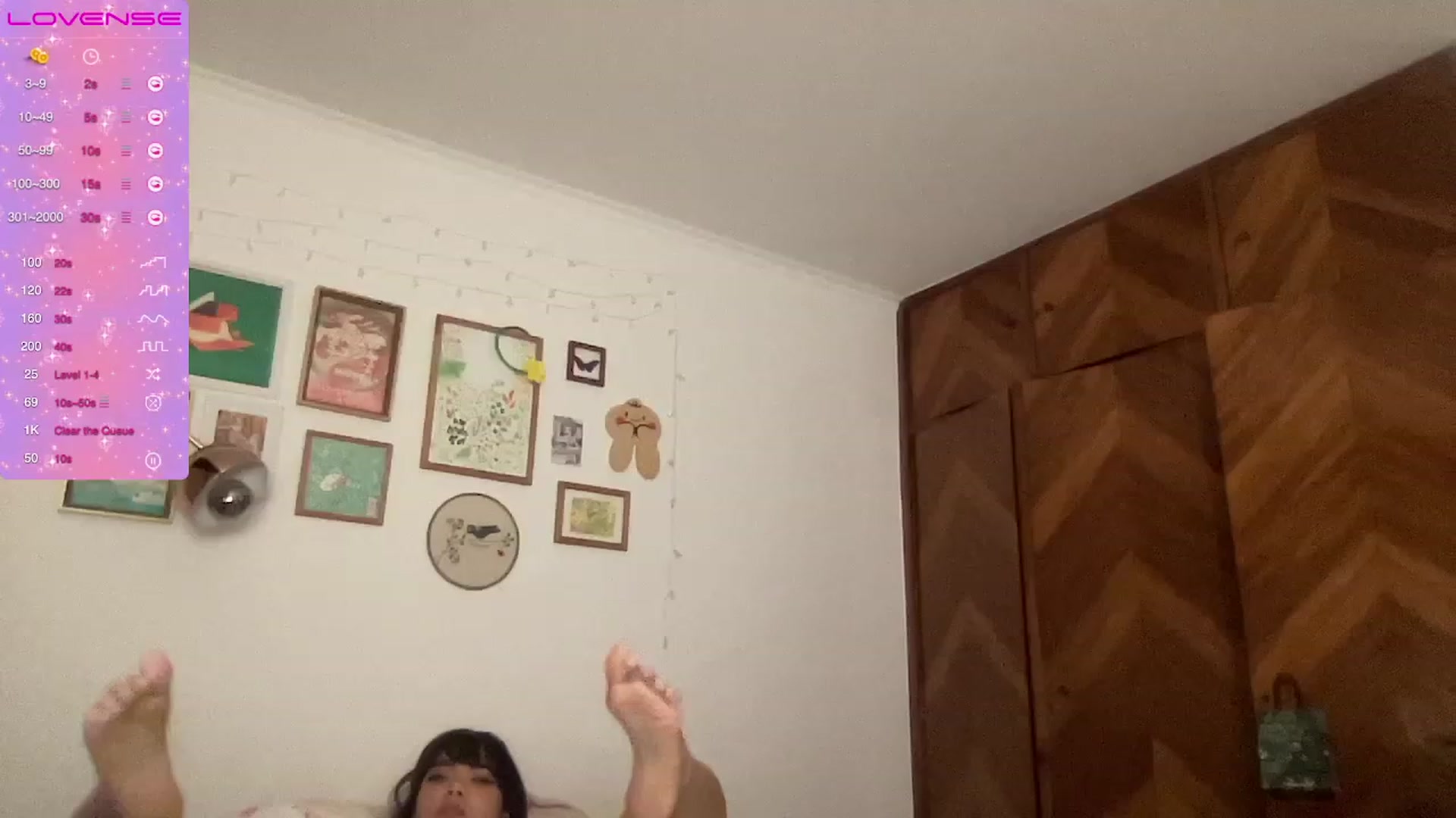 Gallery image thumbnail from LuluArtist's myfreecams stream on, 01/12/2024, 02:40 image 12 of 20