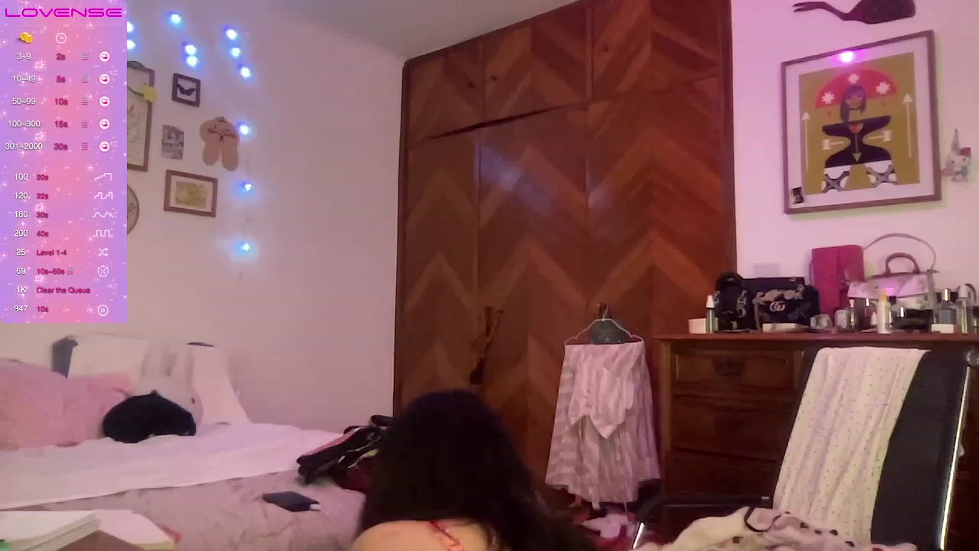 Gallery image thumbnail from LuluArtist's myfreecams stream on, 02/02/2024, 02:58 image 10 of 20