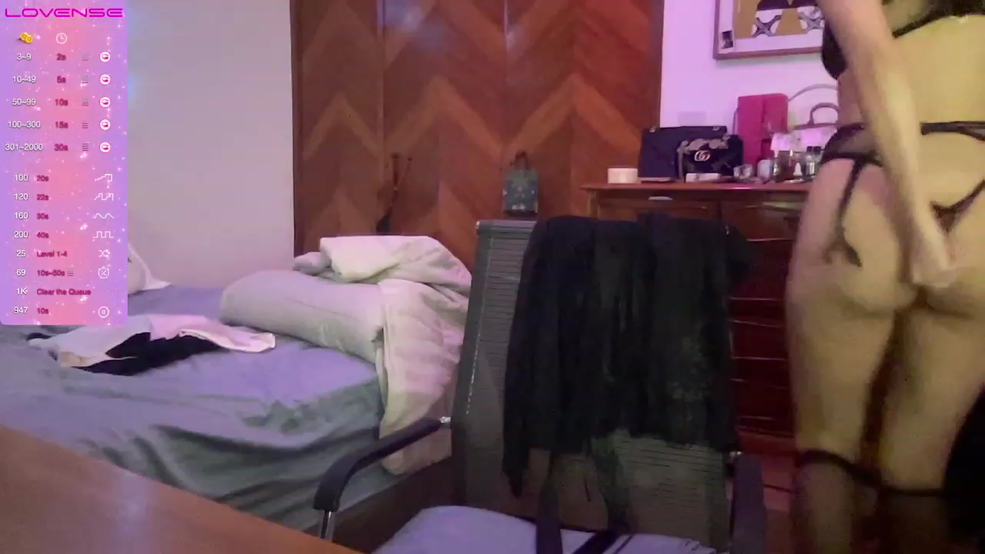 Gallery image thumbnail from LuluArtist's myfreecams stream on, 02/03/2024, 02:40 image 10 of 20