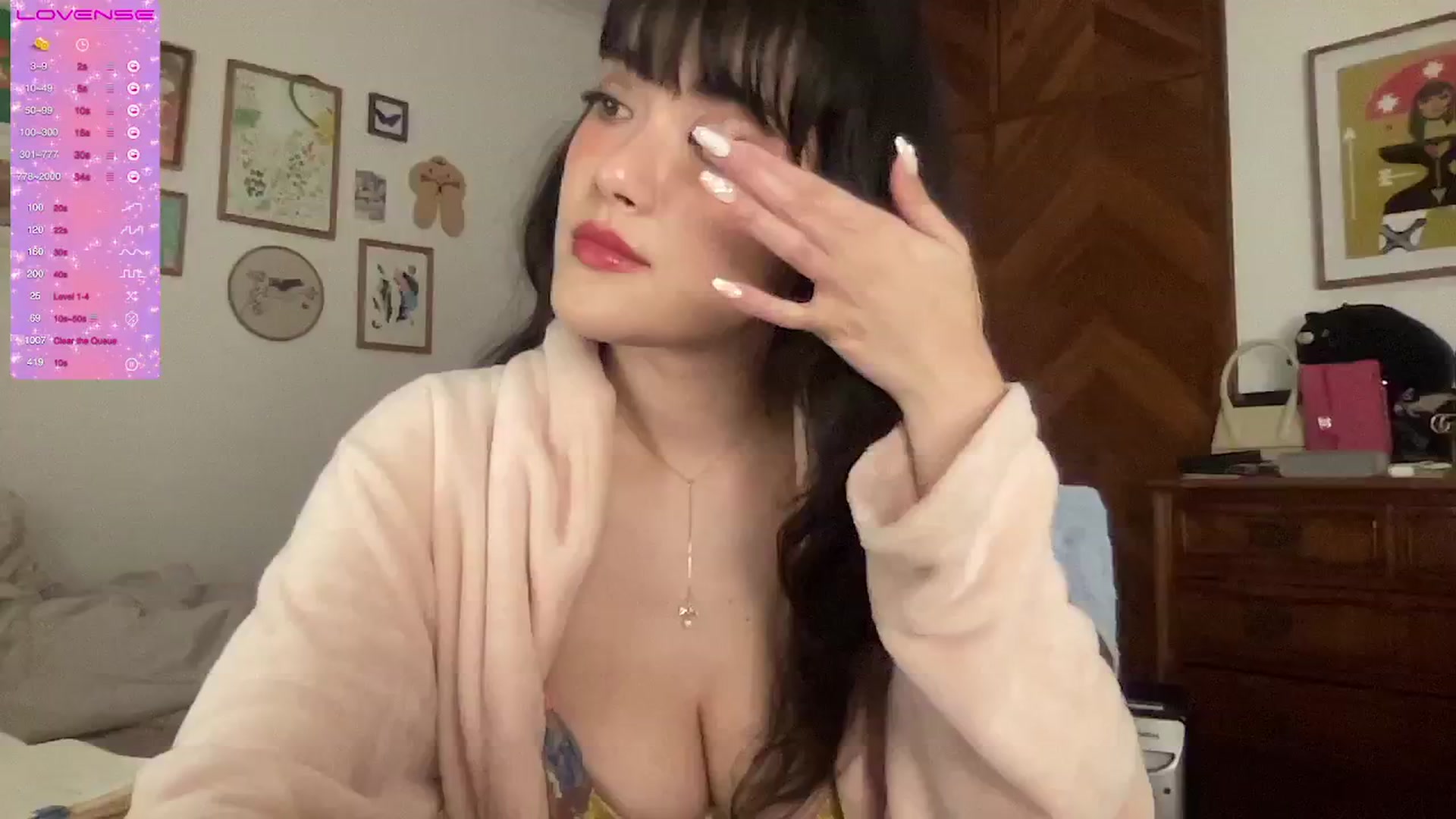 Gallery image thumbnail from LuluArtist's myfreecams stream on, 09/18/2024, 04:23 image 17 of 20