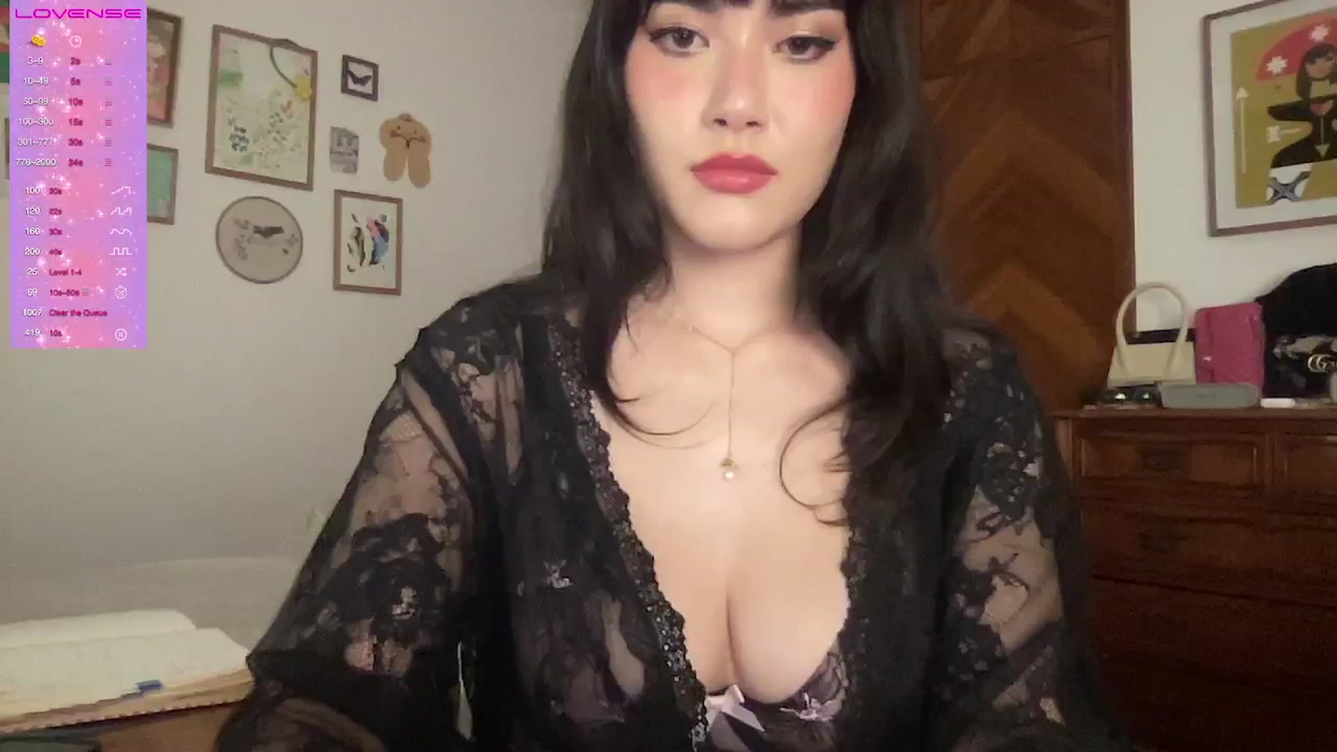 Gallery image thumbnail from LuluArtist's myfreecams stream on, 09/20/2024, 24:13 image 18 of 20